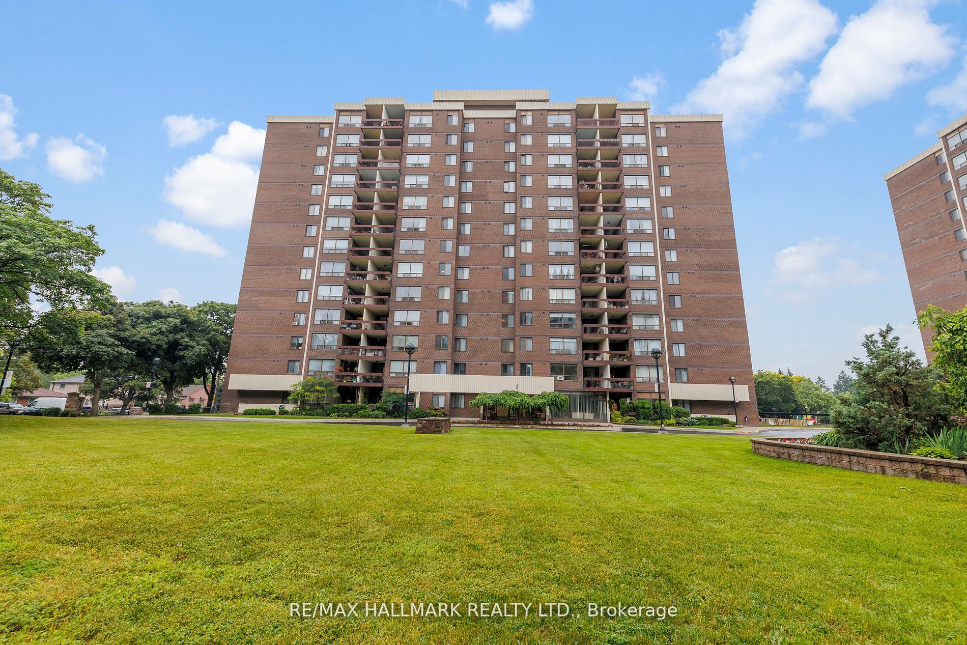 2542 Argyle Rd, #702