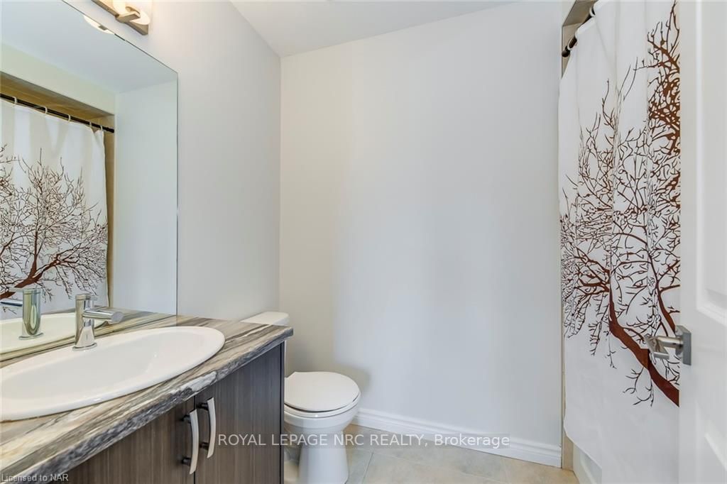 445 Ontario St S, #76