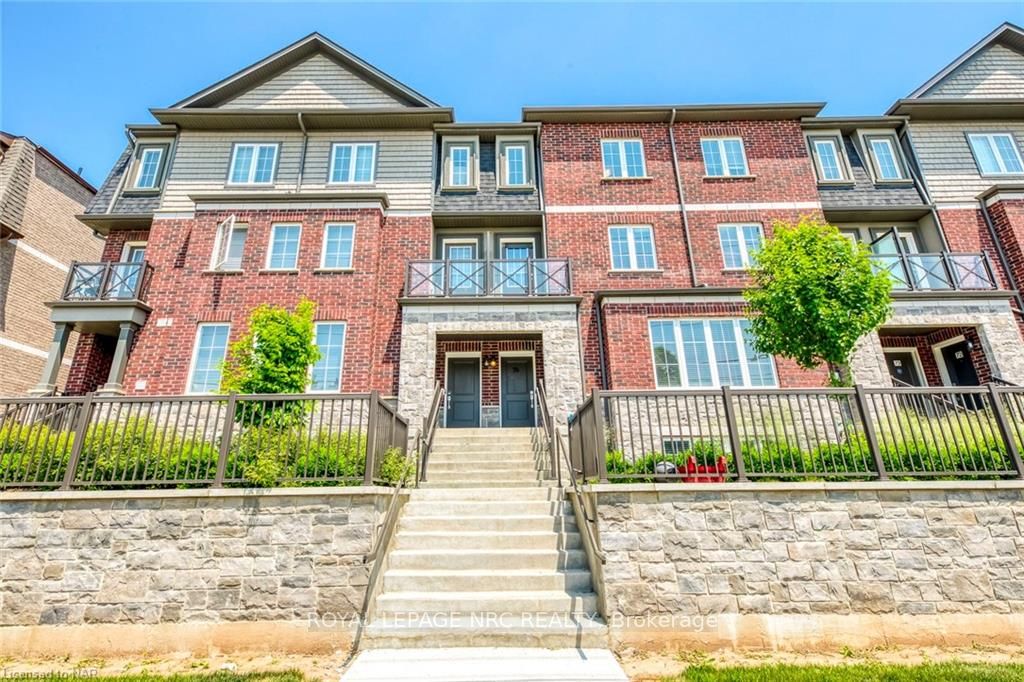 445 Ontario St S, #76