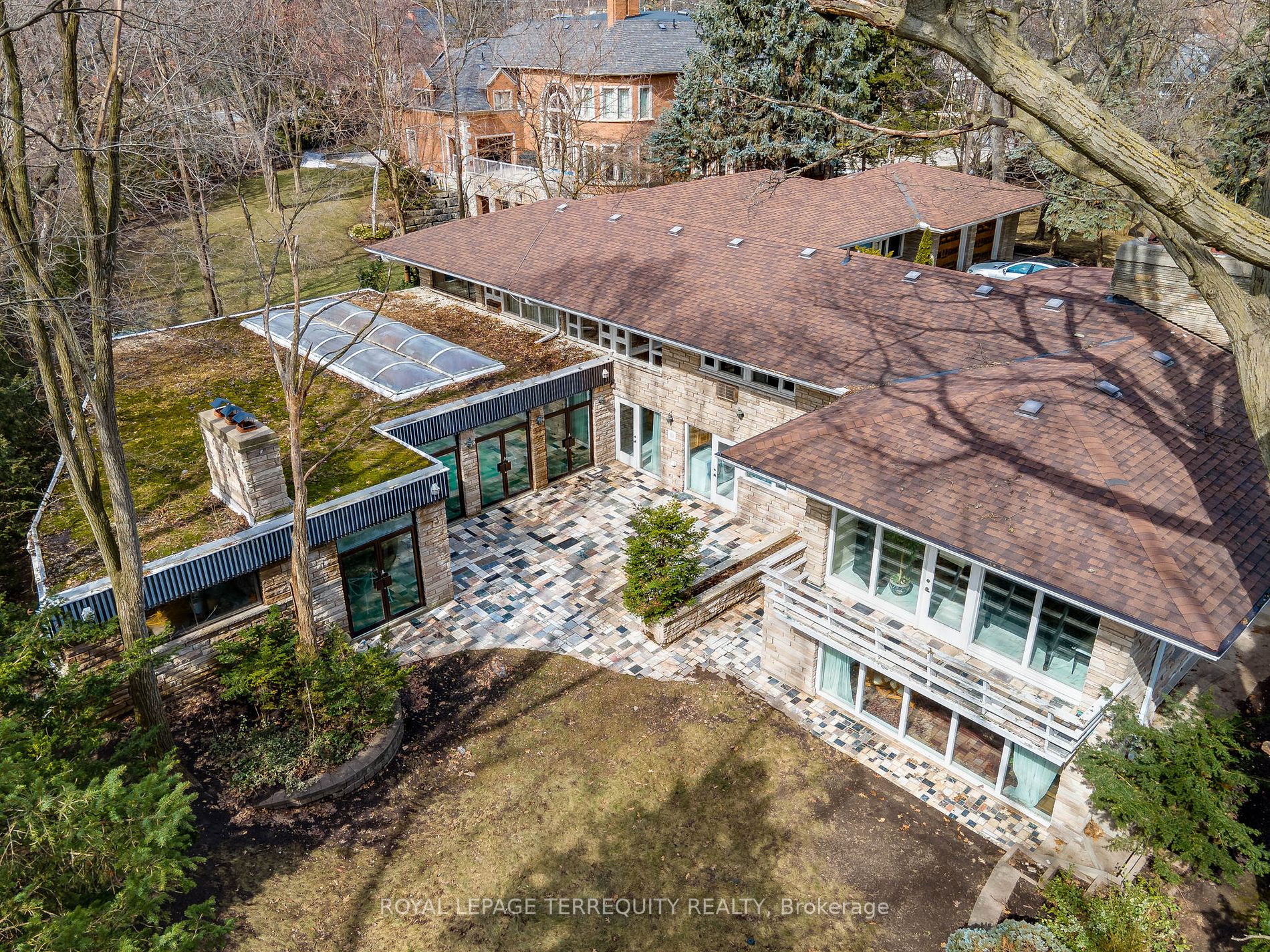 3 Edgehill Road