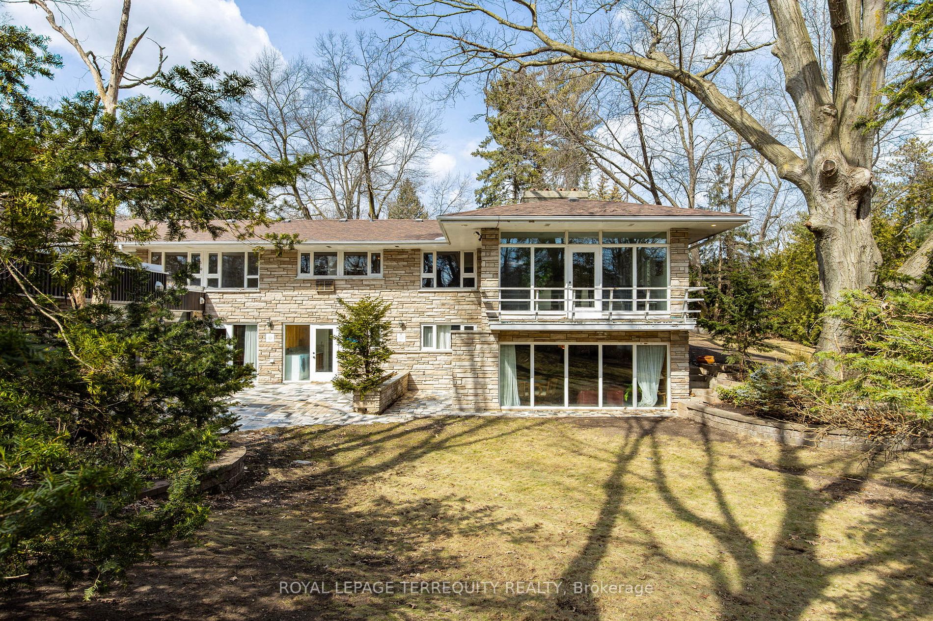 3 Edgehill Road