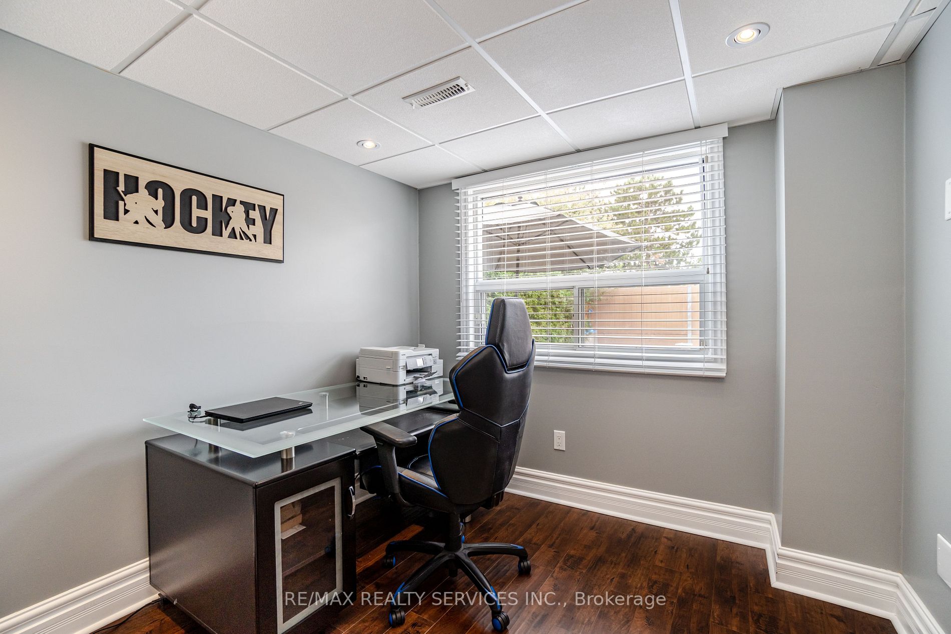 24 Madelaine Cres