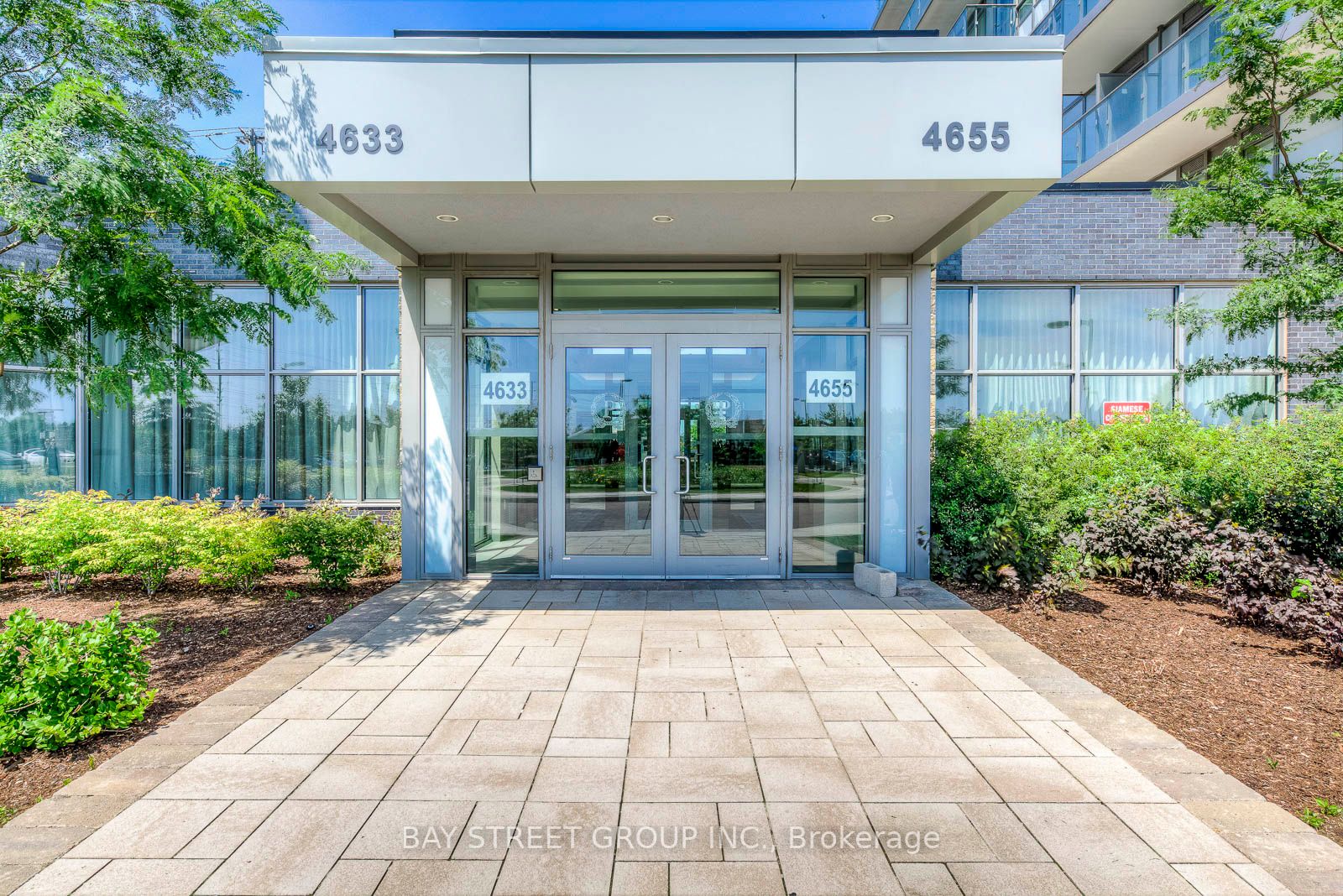 4633 Glen Erin Dr, #105