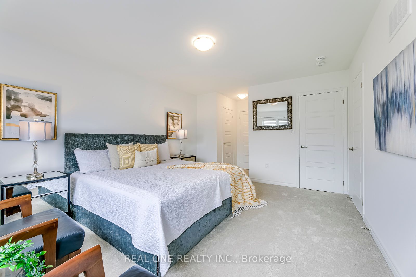 1772 Thames Circle
