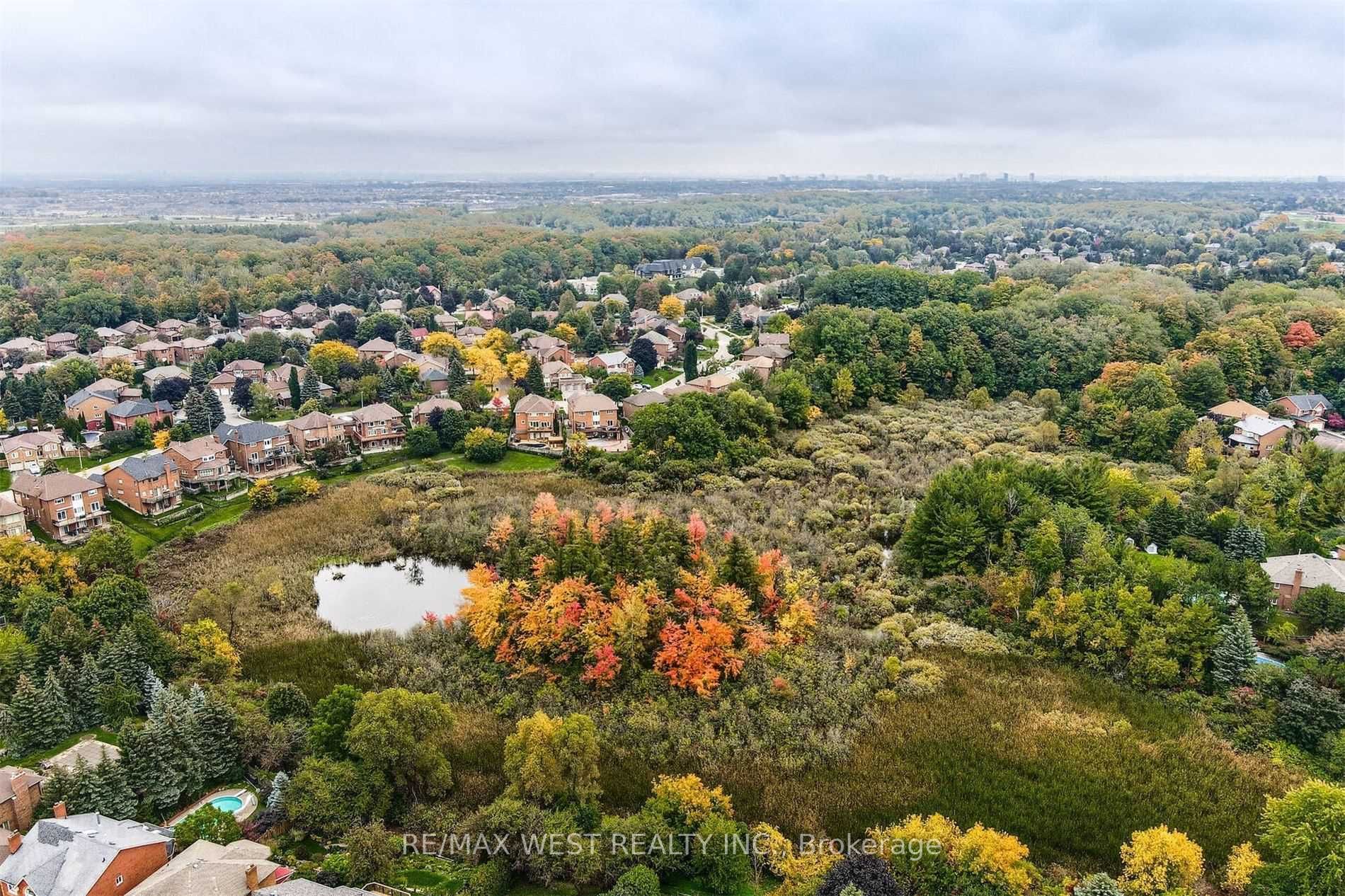 39 Snellview Blvd
