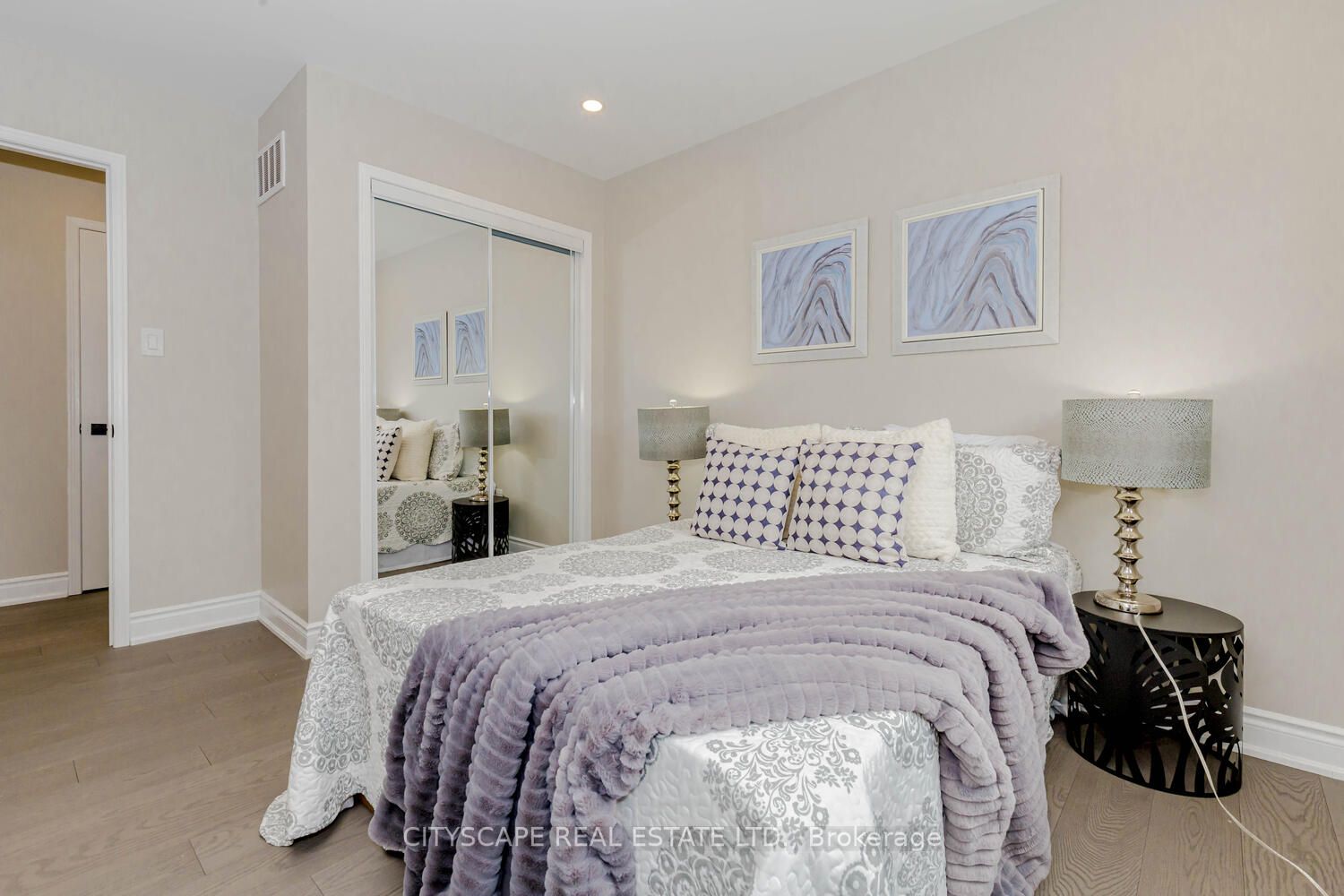 3617 Jorie Cres