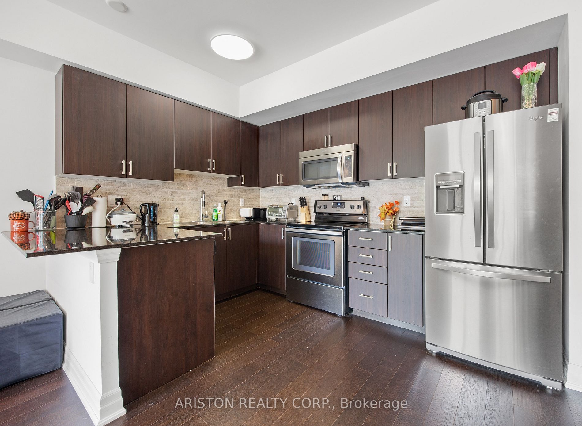 57 Macaulay Ave, #502