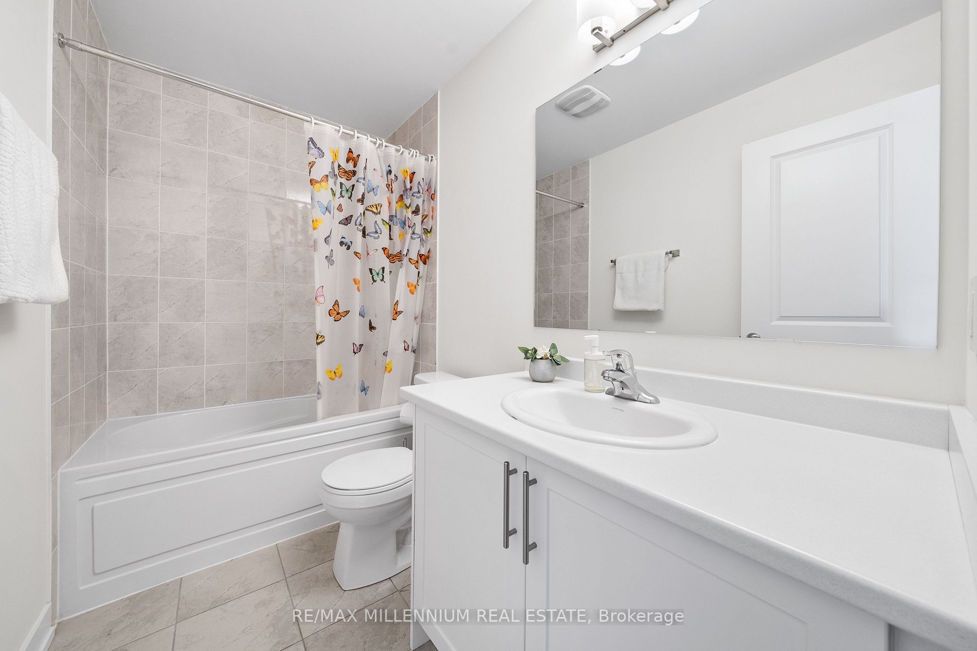 1554 Labine Pt