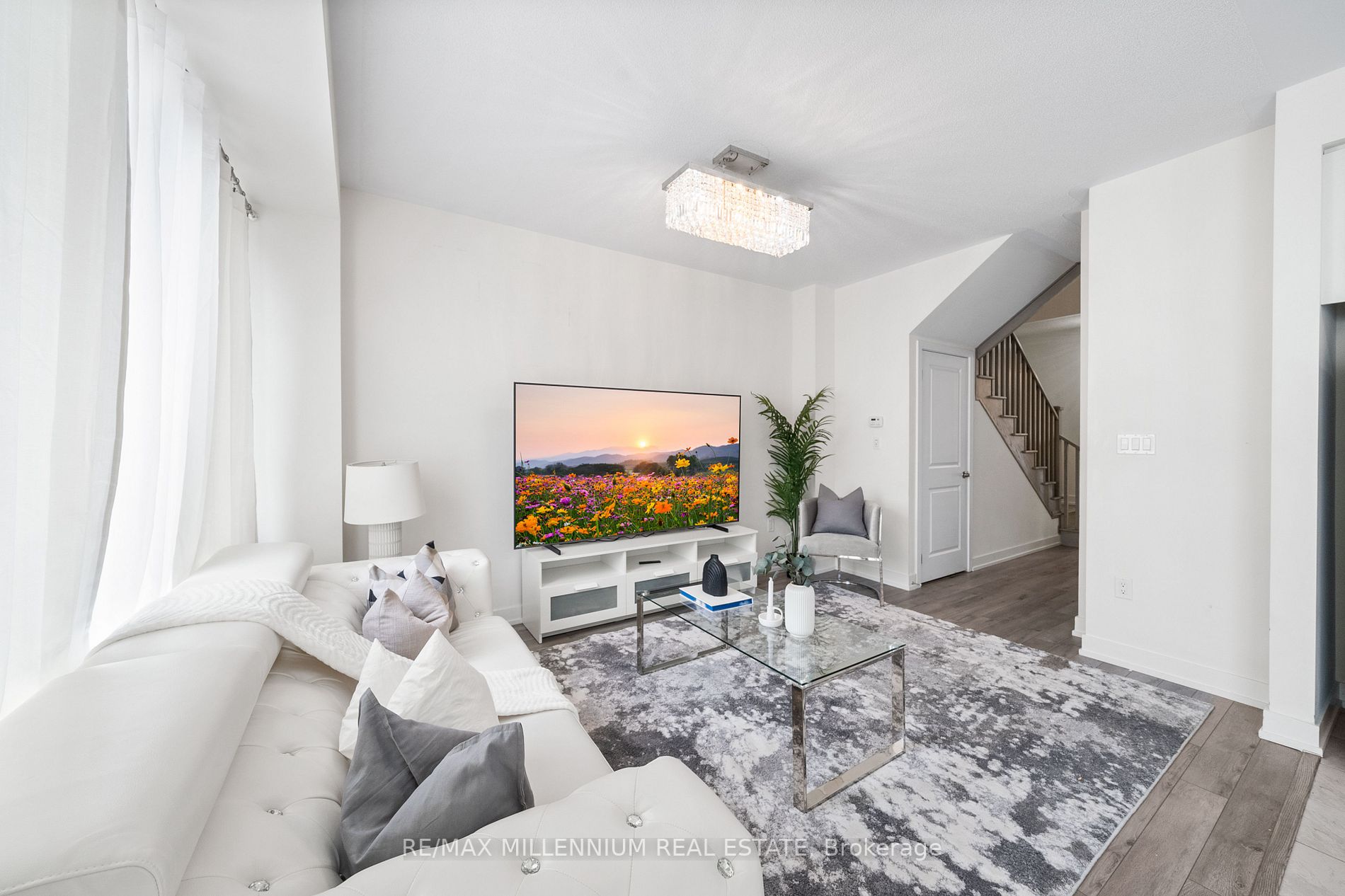 1554 Labine Pt