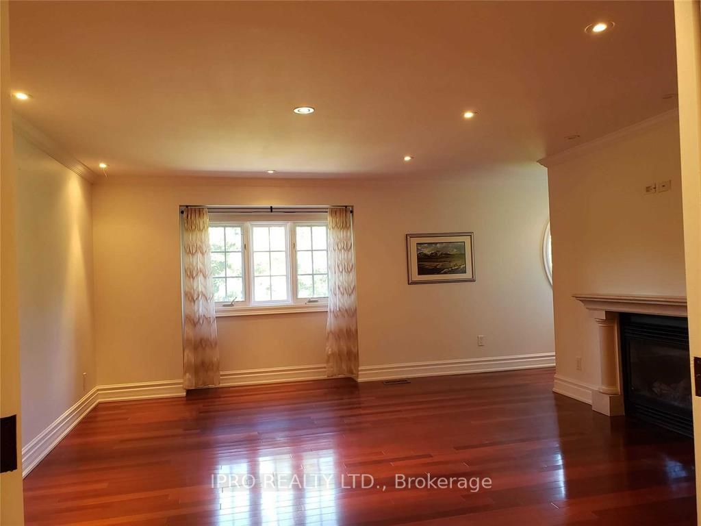 2197 Courrier Lane