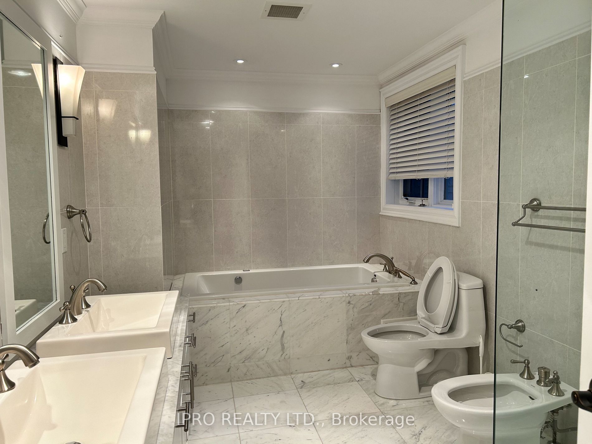 2197 Courrier Lane