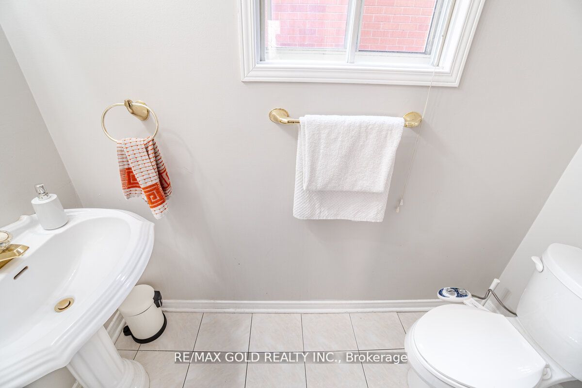 229 Vodden Street W