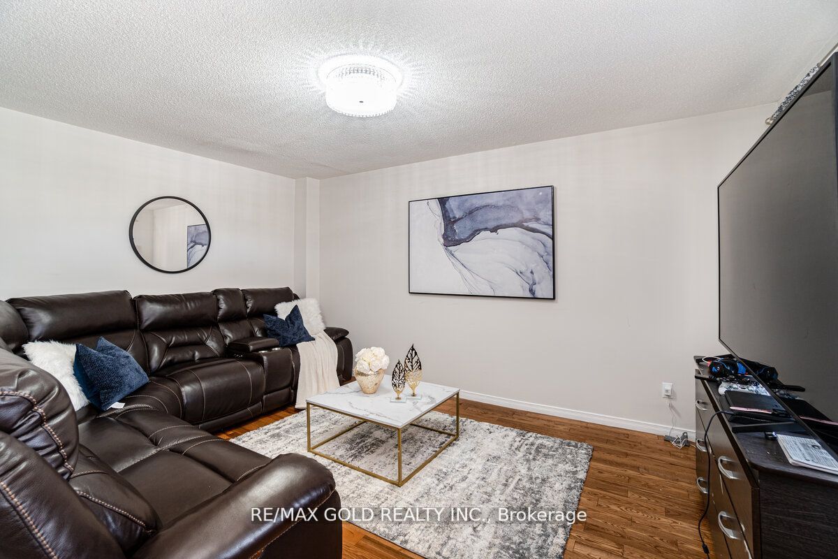 229 Vodden Street W