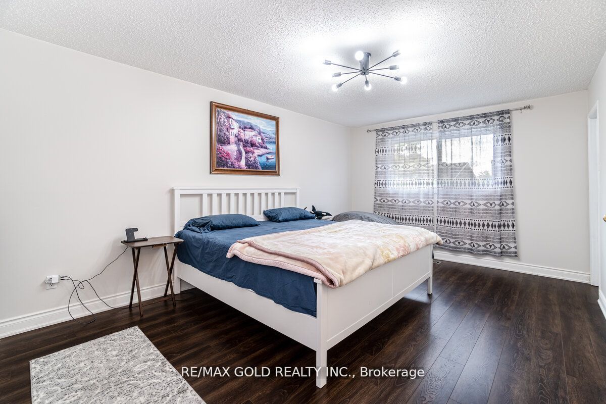 229 Vodden Street W