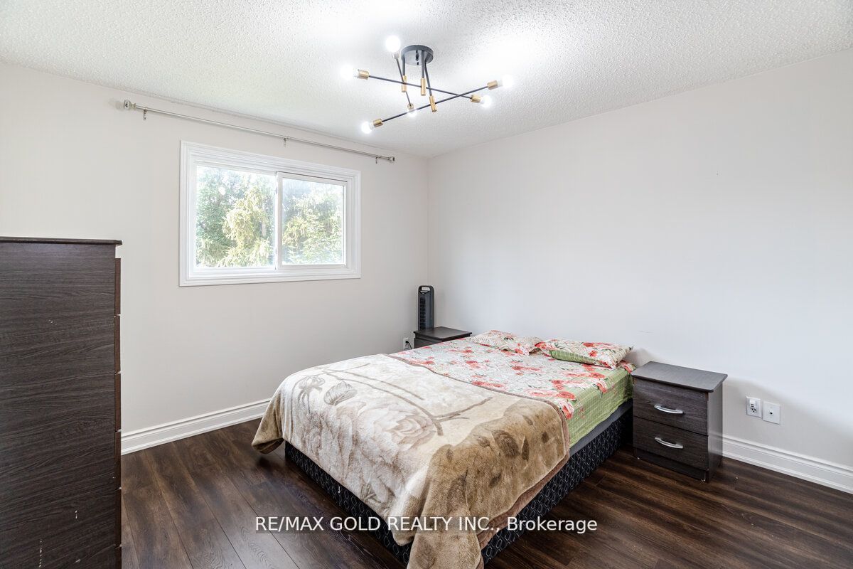 229 Vodden Street W