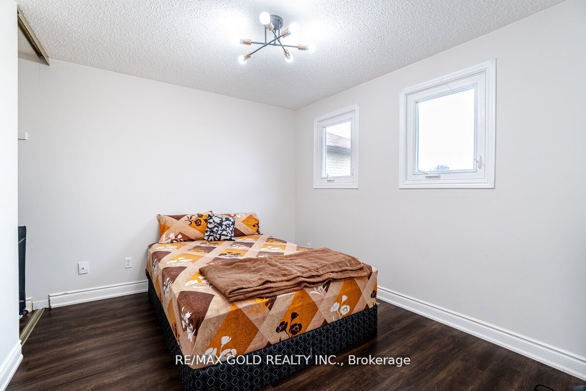 229 Vodden Street W