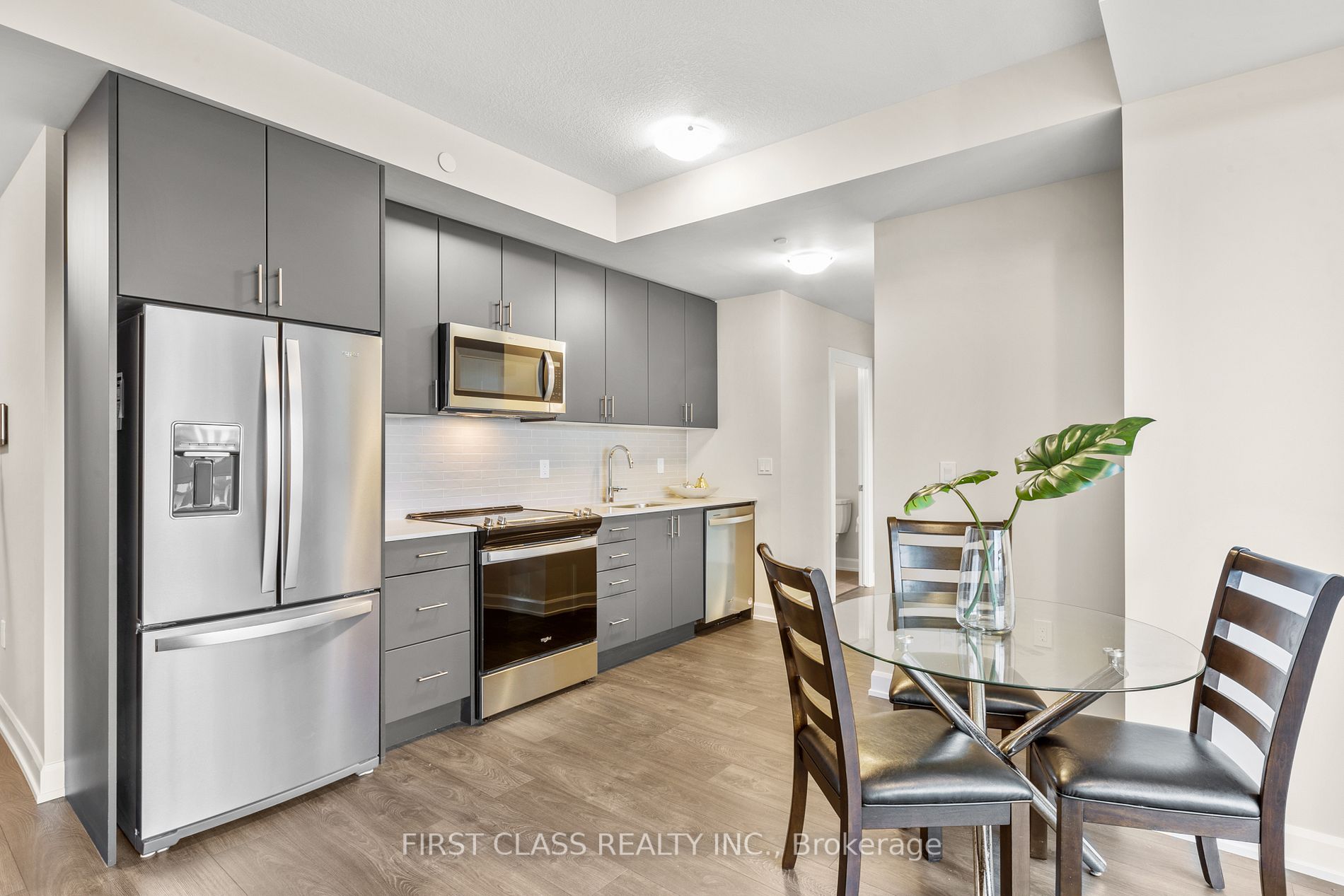 3200 William Coltson Ave, #805