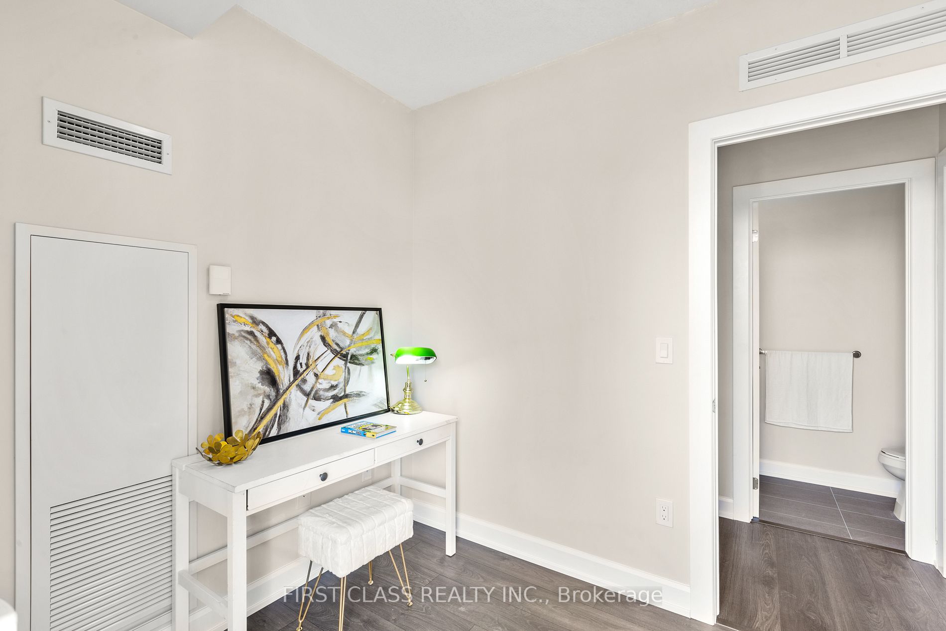 3200 William Coltson Ave, #805