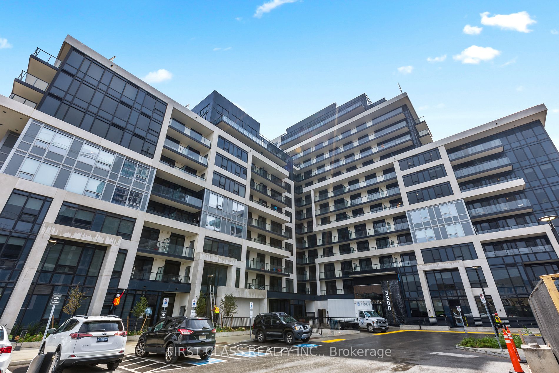 3200 William Coltson Ave, #805