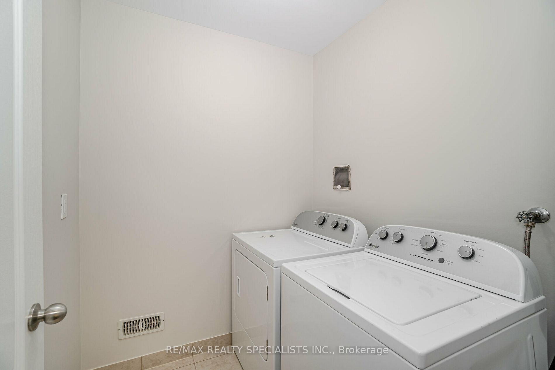 118 Sussexvale Dr