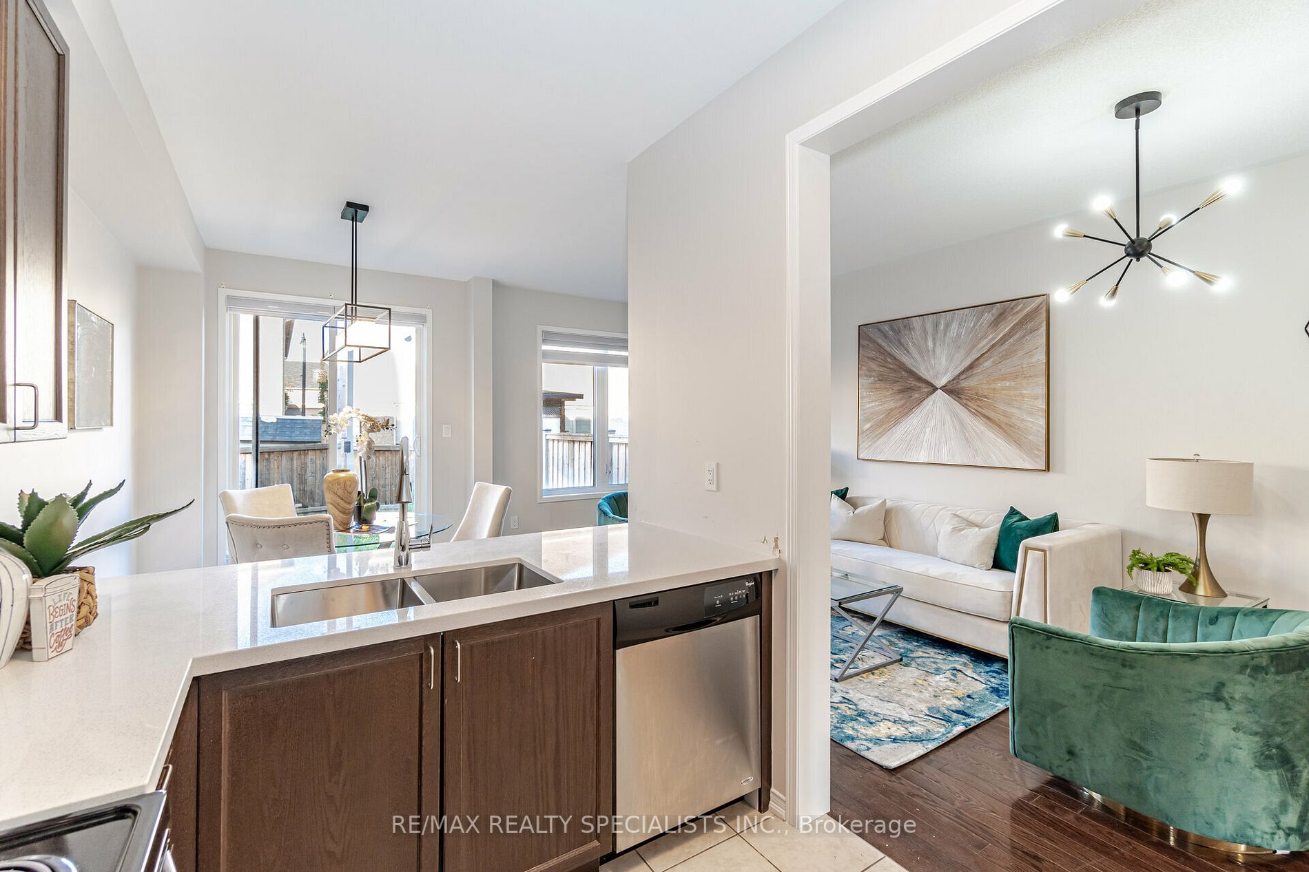 118 Sussexvale Dr
