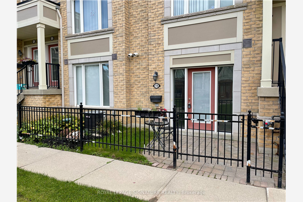 3050 Erin Centre Blvd, Mississauga