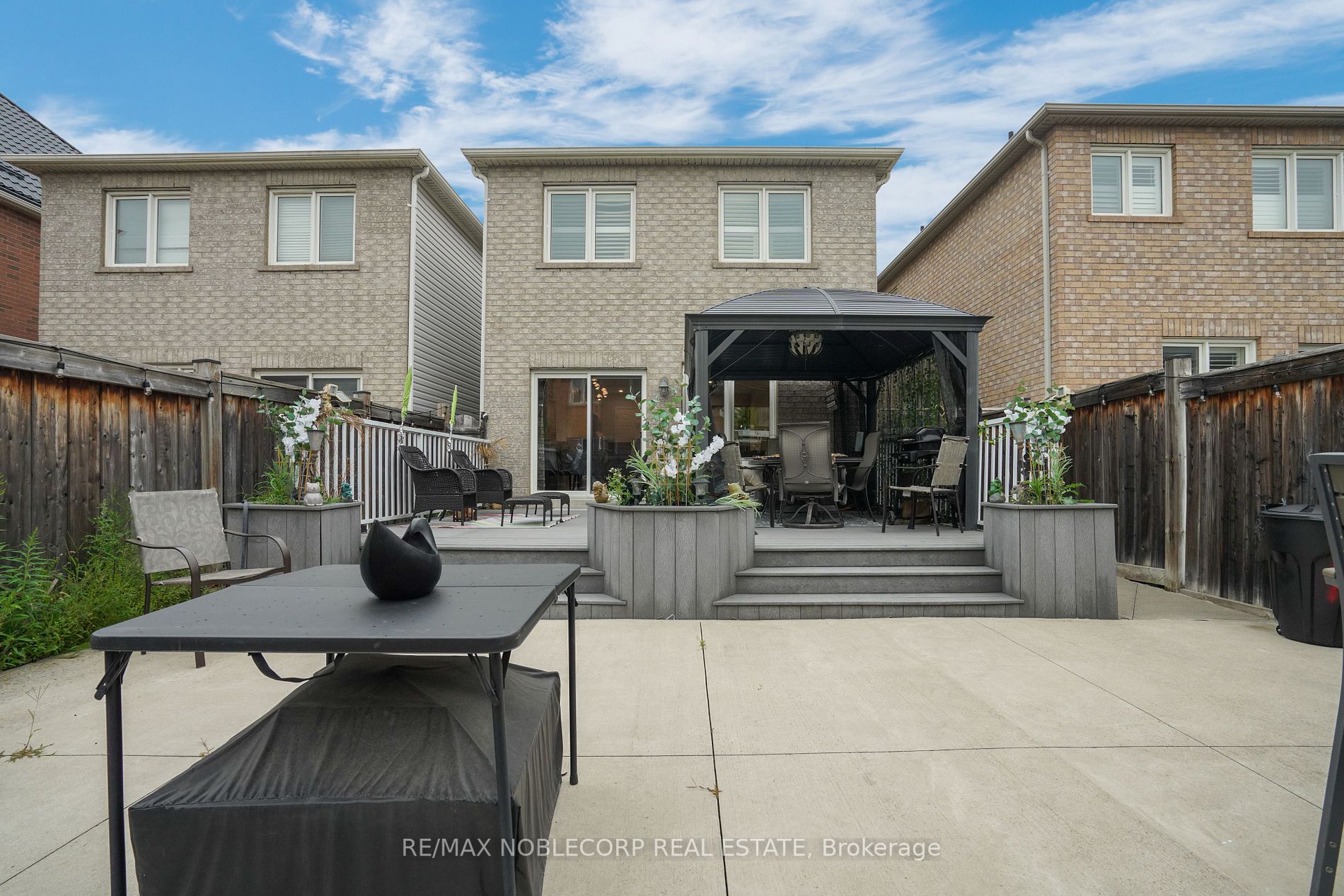 37 Napoleon Crescent