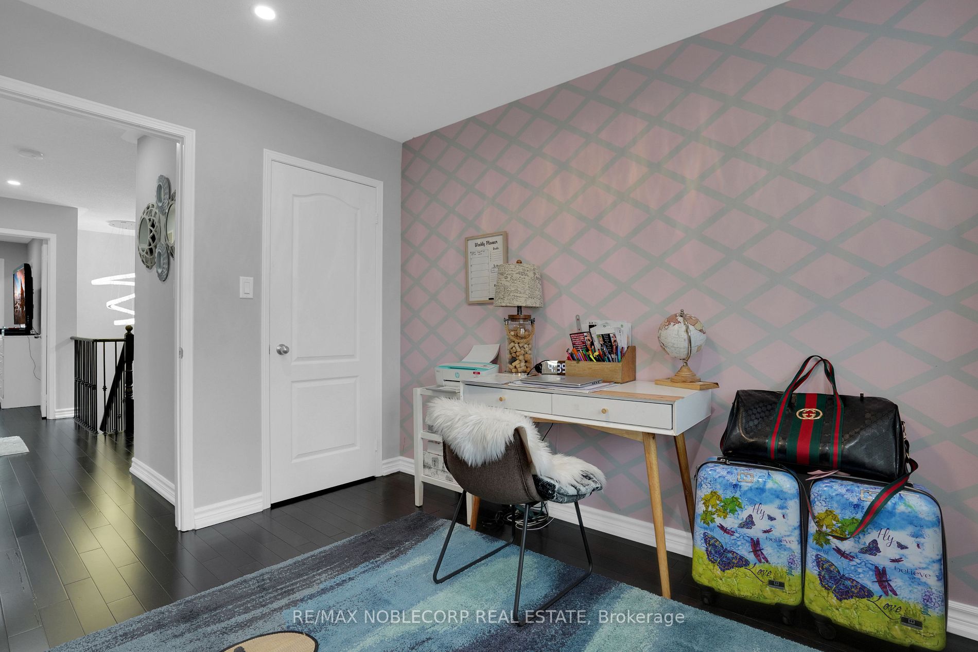 37 Napoleon Crescent