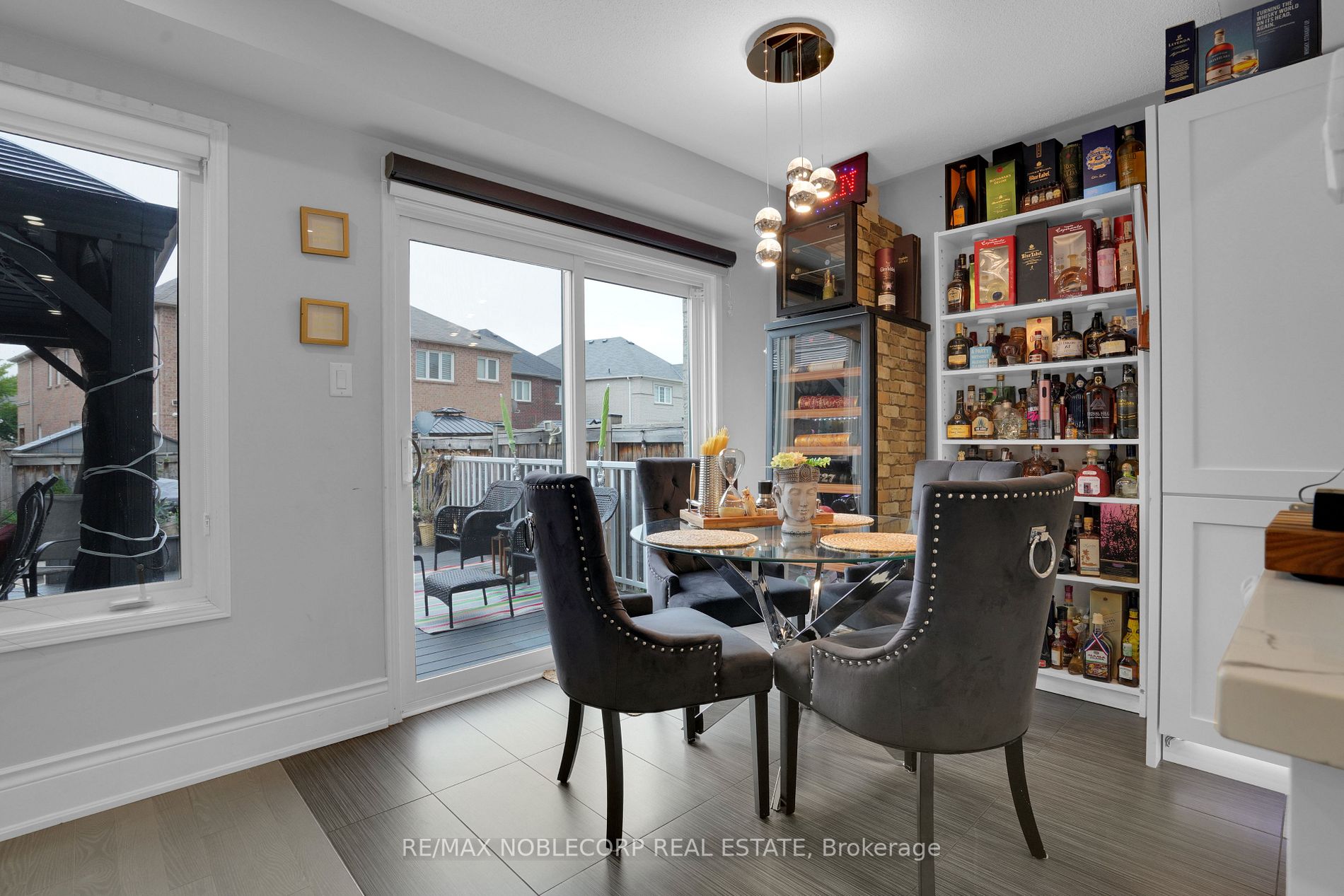 37 Napoleon Crescent