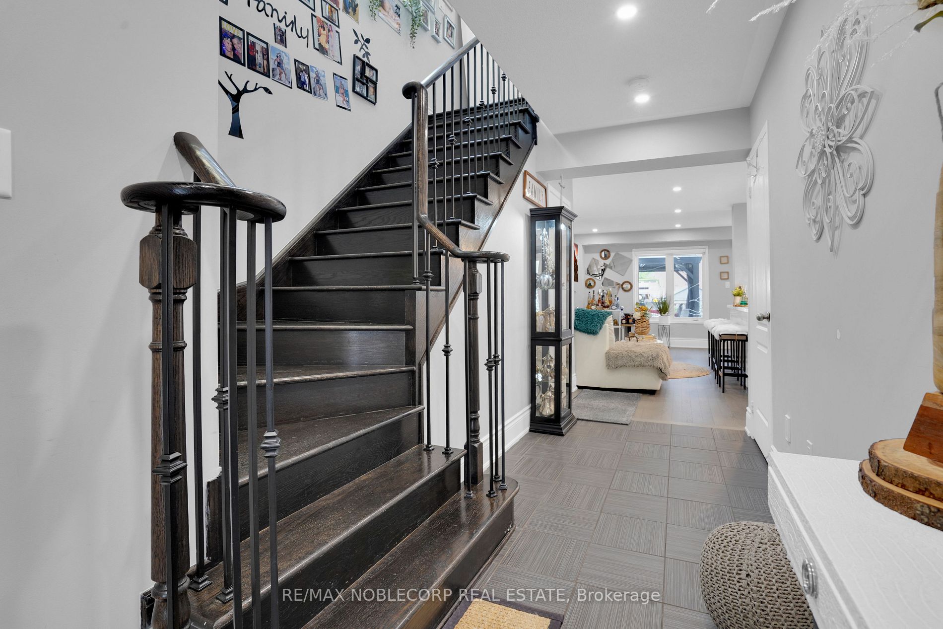 37 Napoleon Crescent