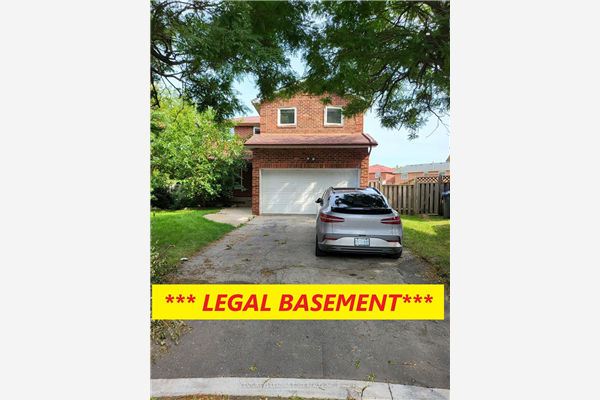 10 Greentree Crt S, Brampton