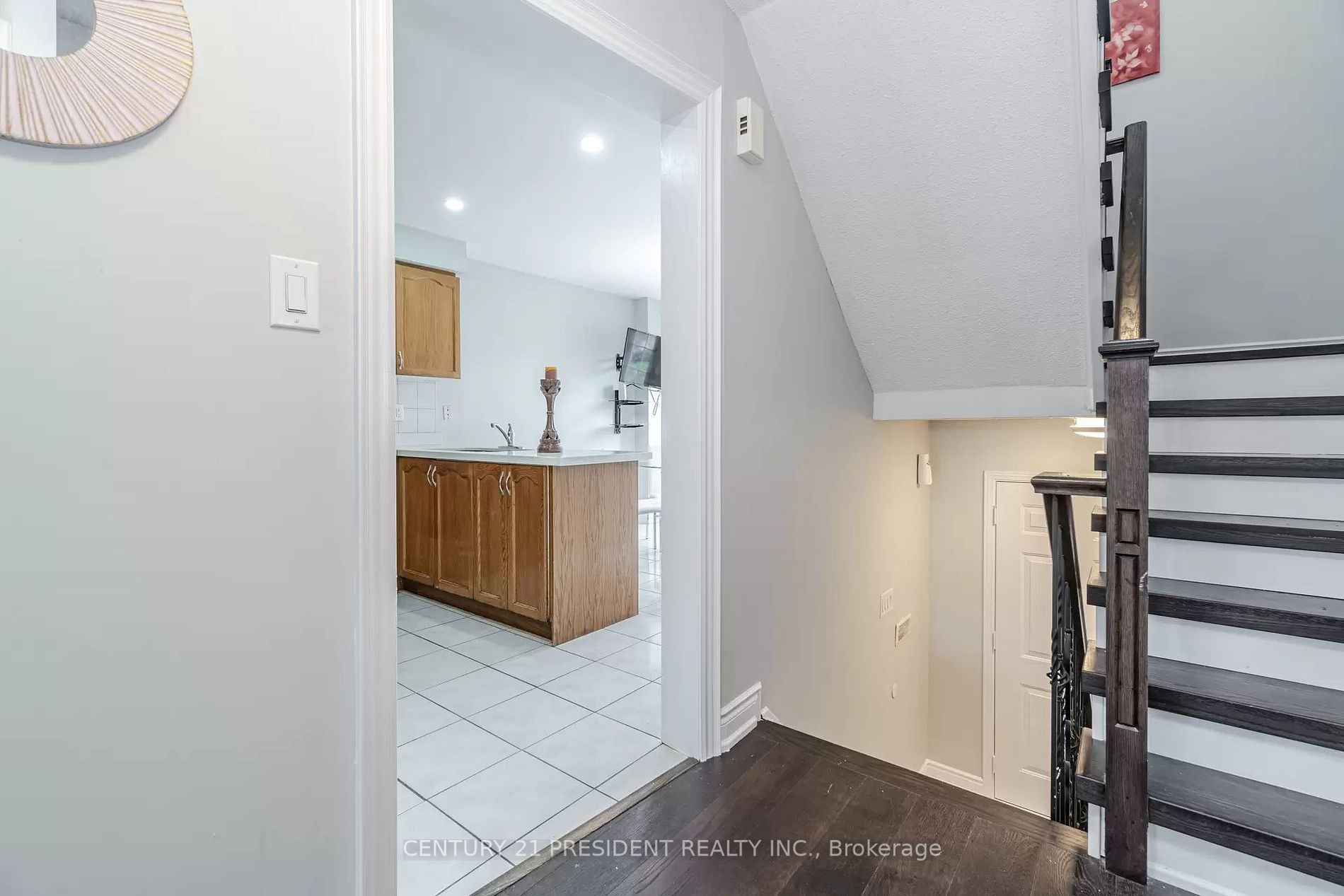 76 Caranci Cres