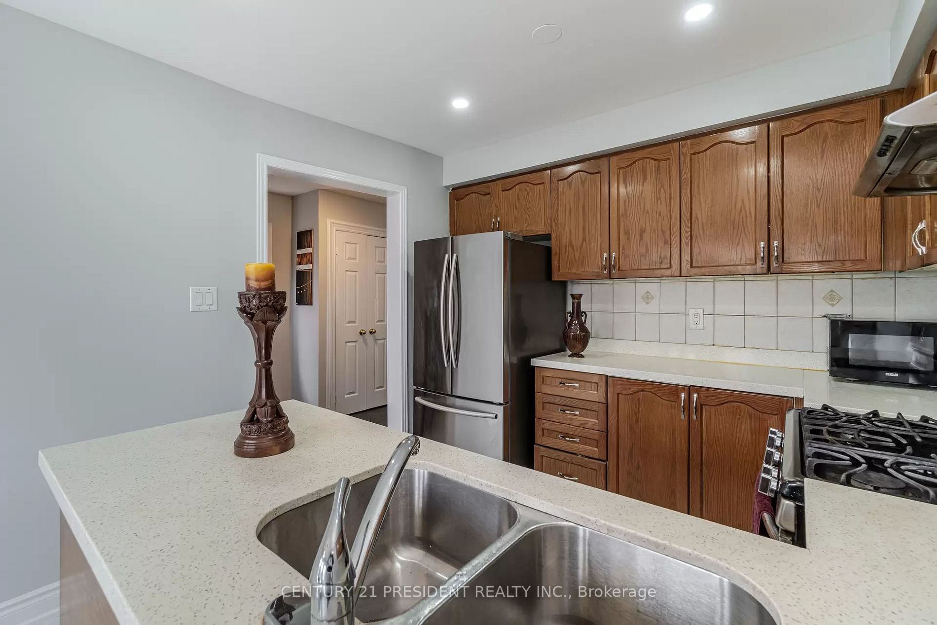 76 Caranci Cres
