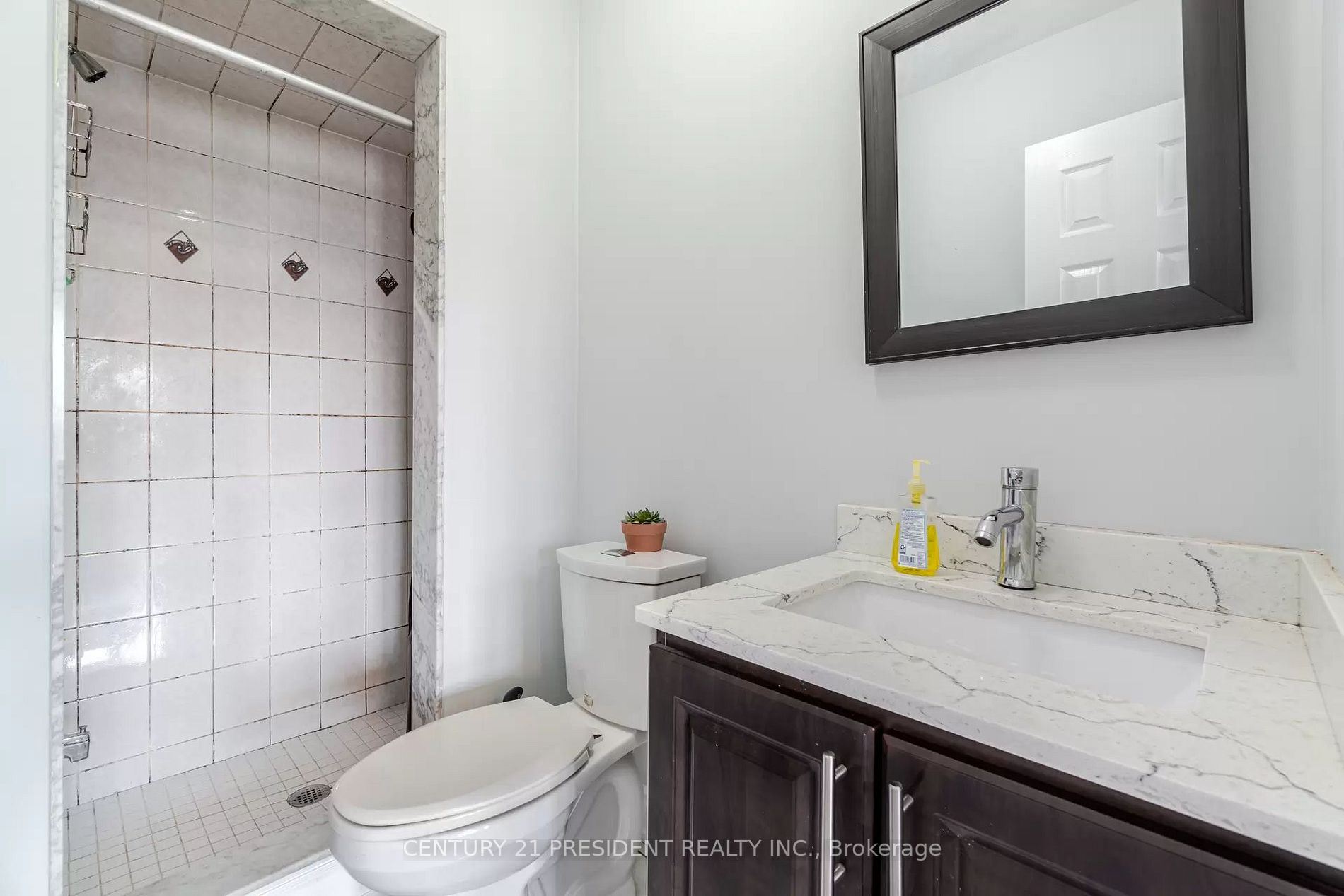 76 Caranci Cres