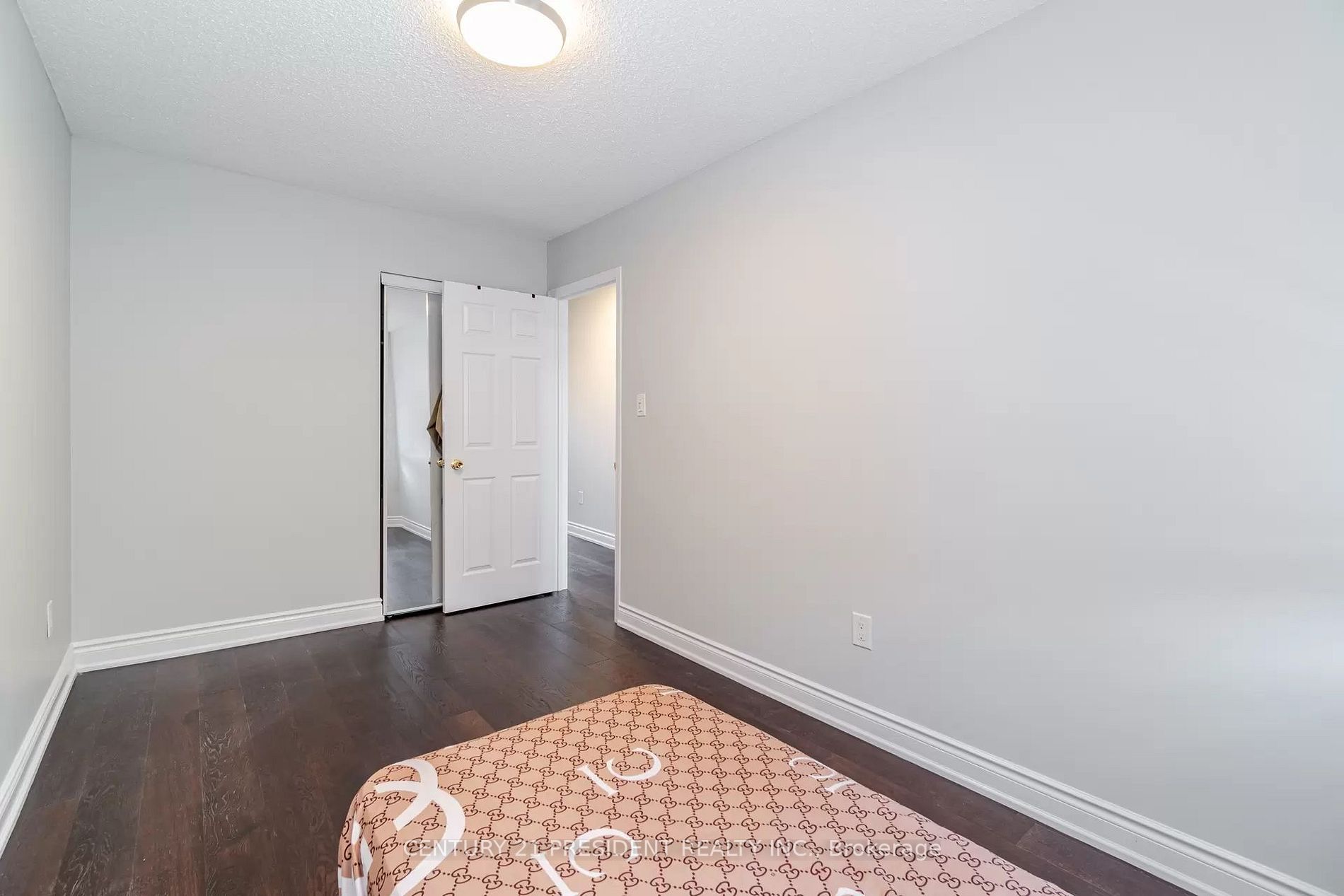 76 Caranci Cres