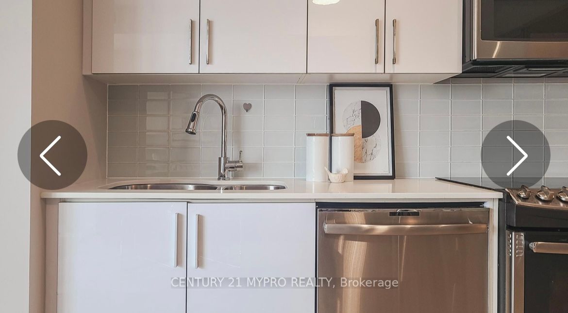 2212 Lake Shore Blvd W, #612