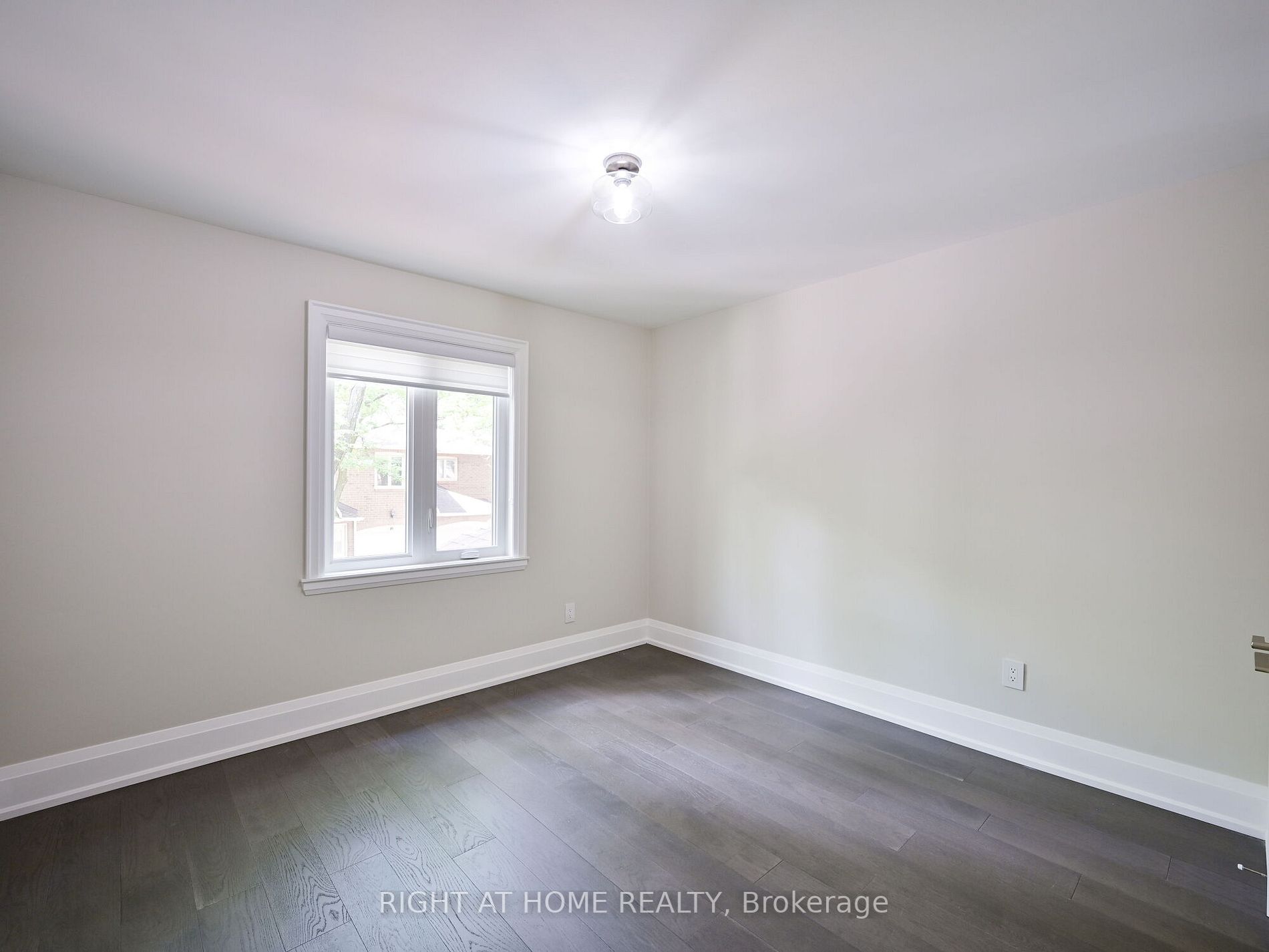 5020 Delaware Dr, #23