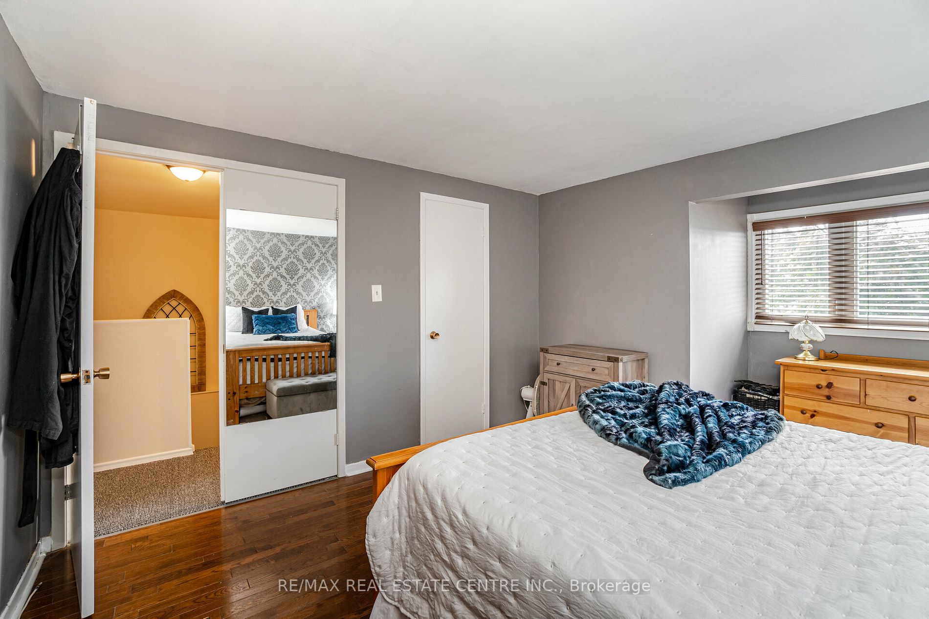 17 Wolverton Cres