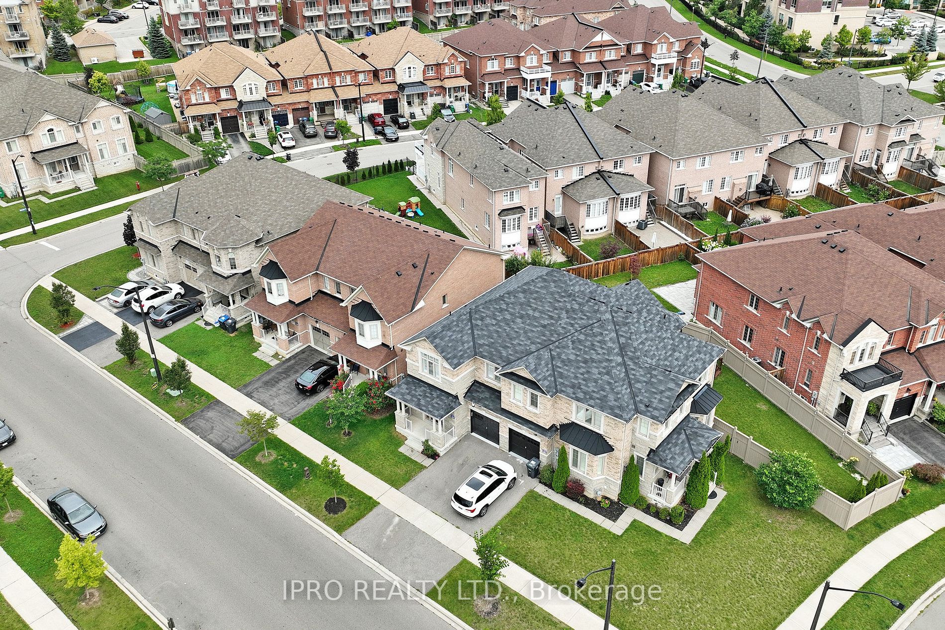 5551 Oscar Peterson Blvd