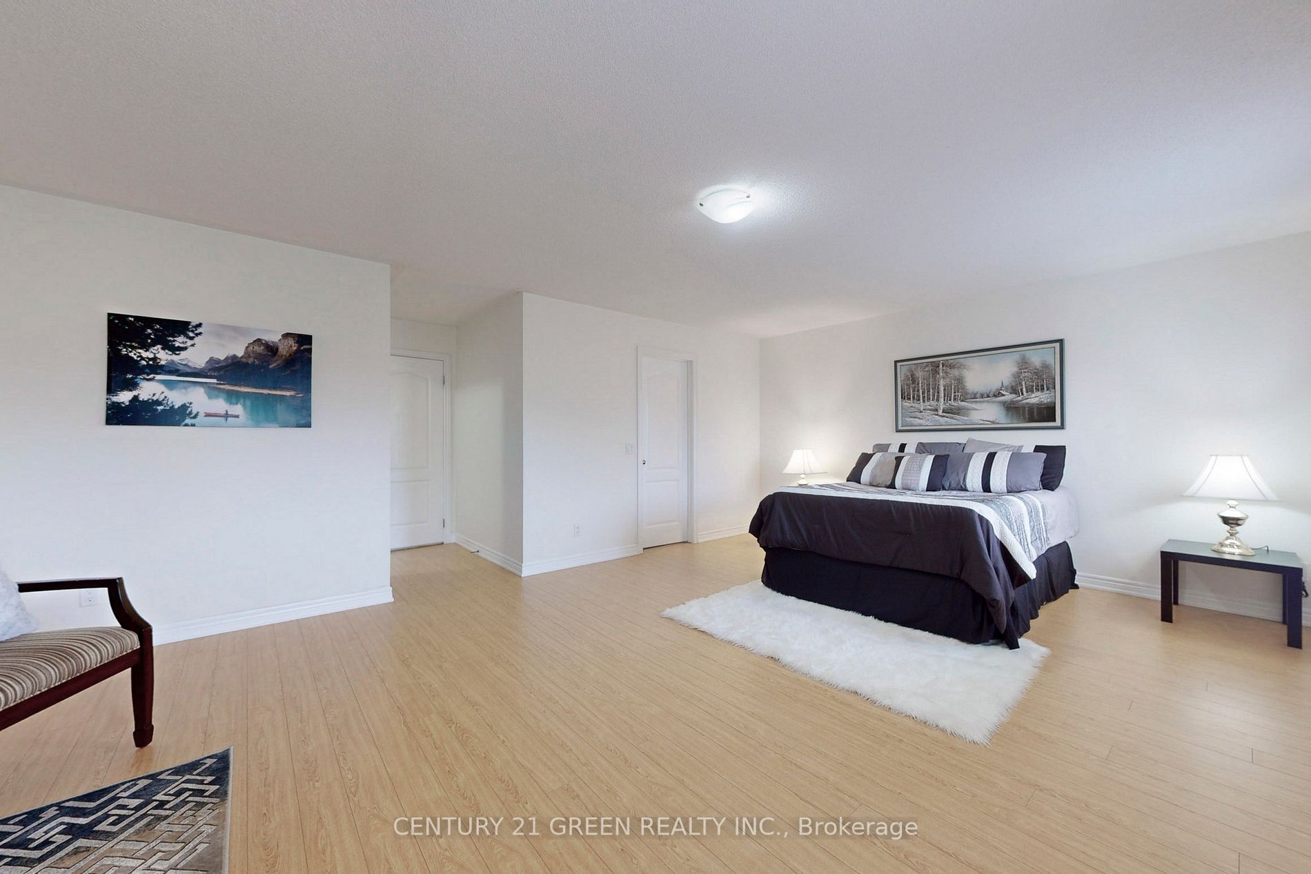 750 Farmstead Dr
