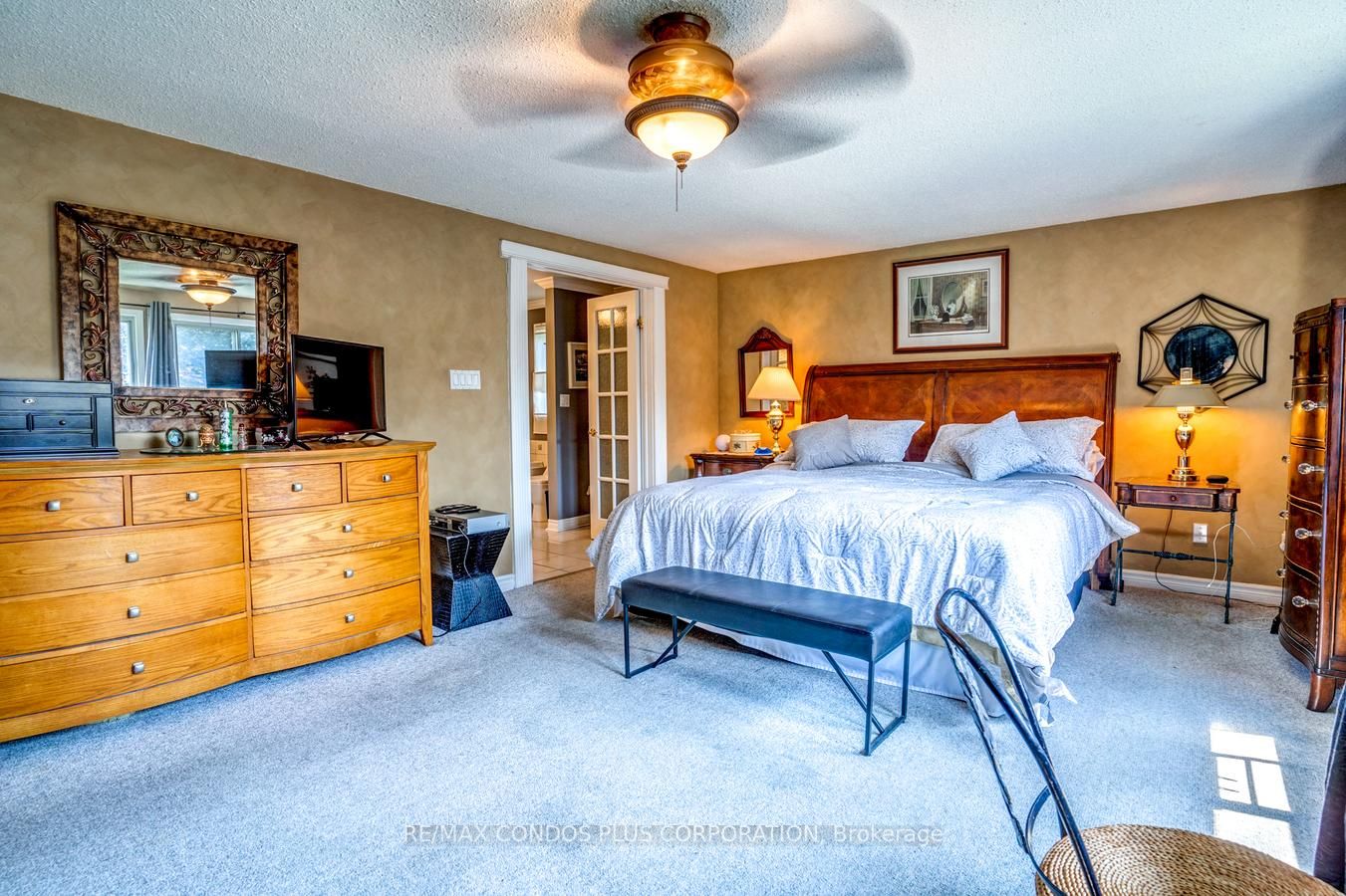 1689 Wembury Rd