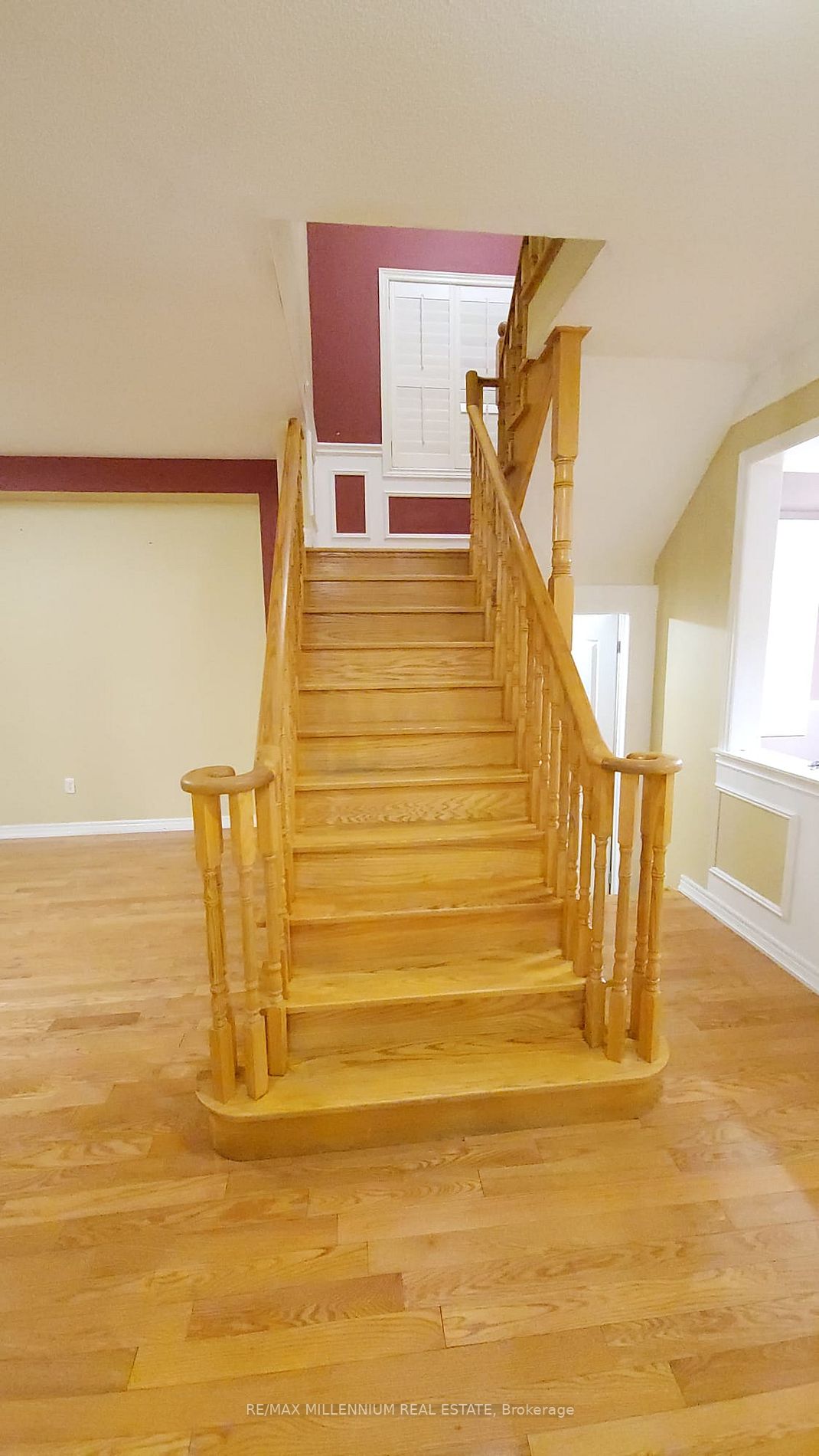 4 Mountland Rd