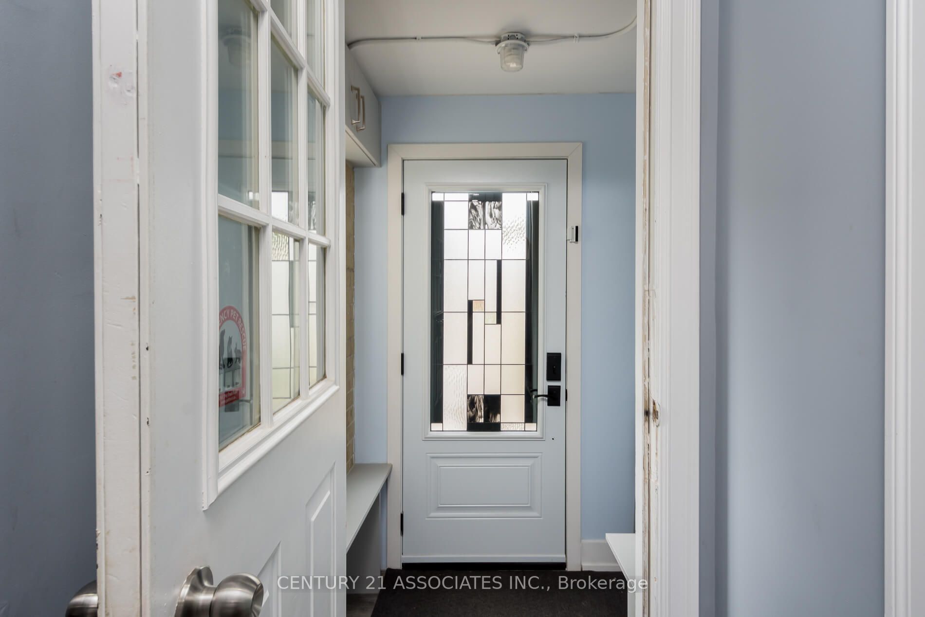 1 Hamlet Crt