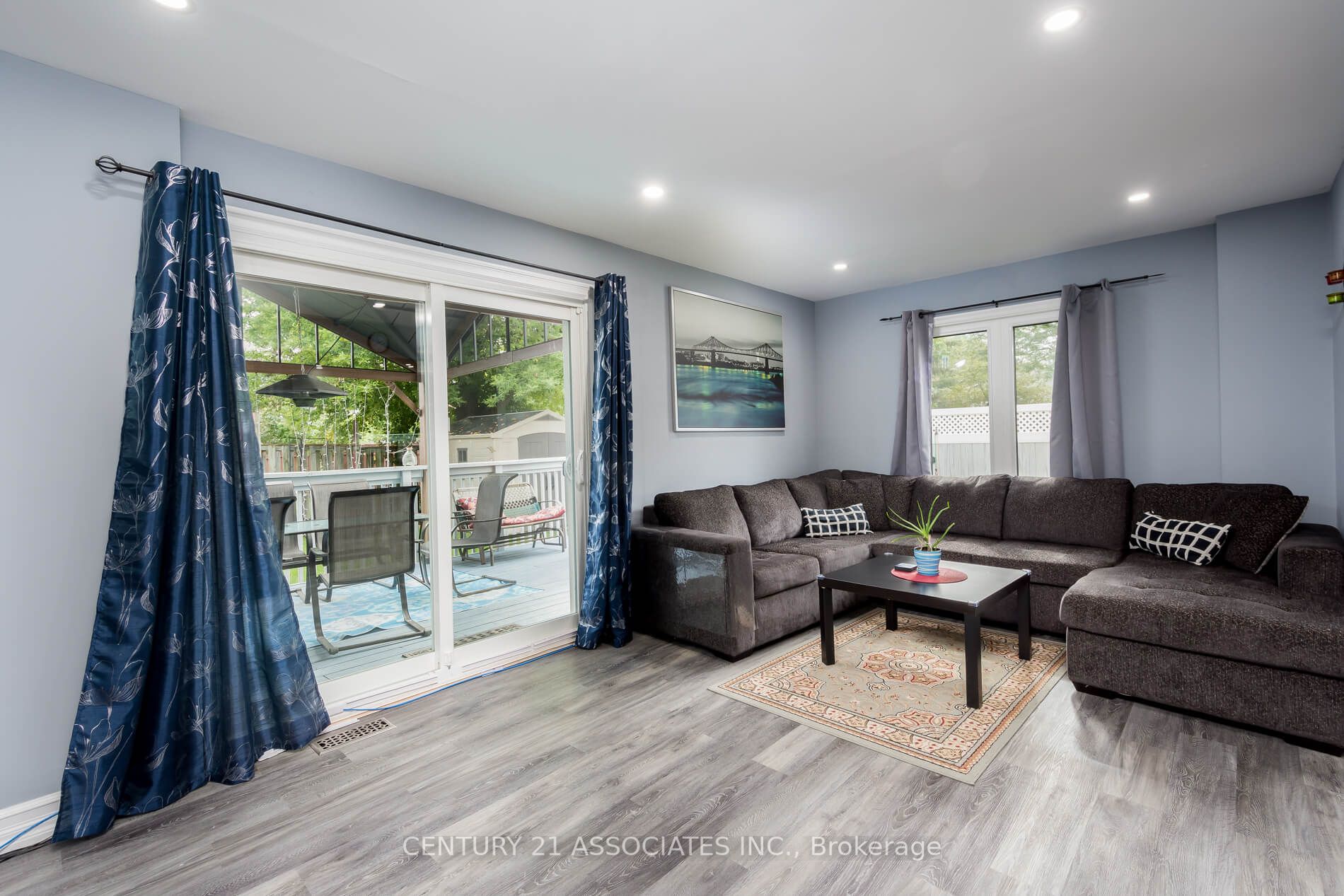 1 Hamlet Crt
