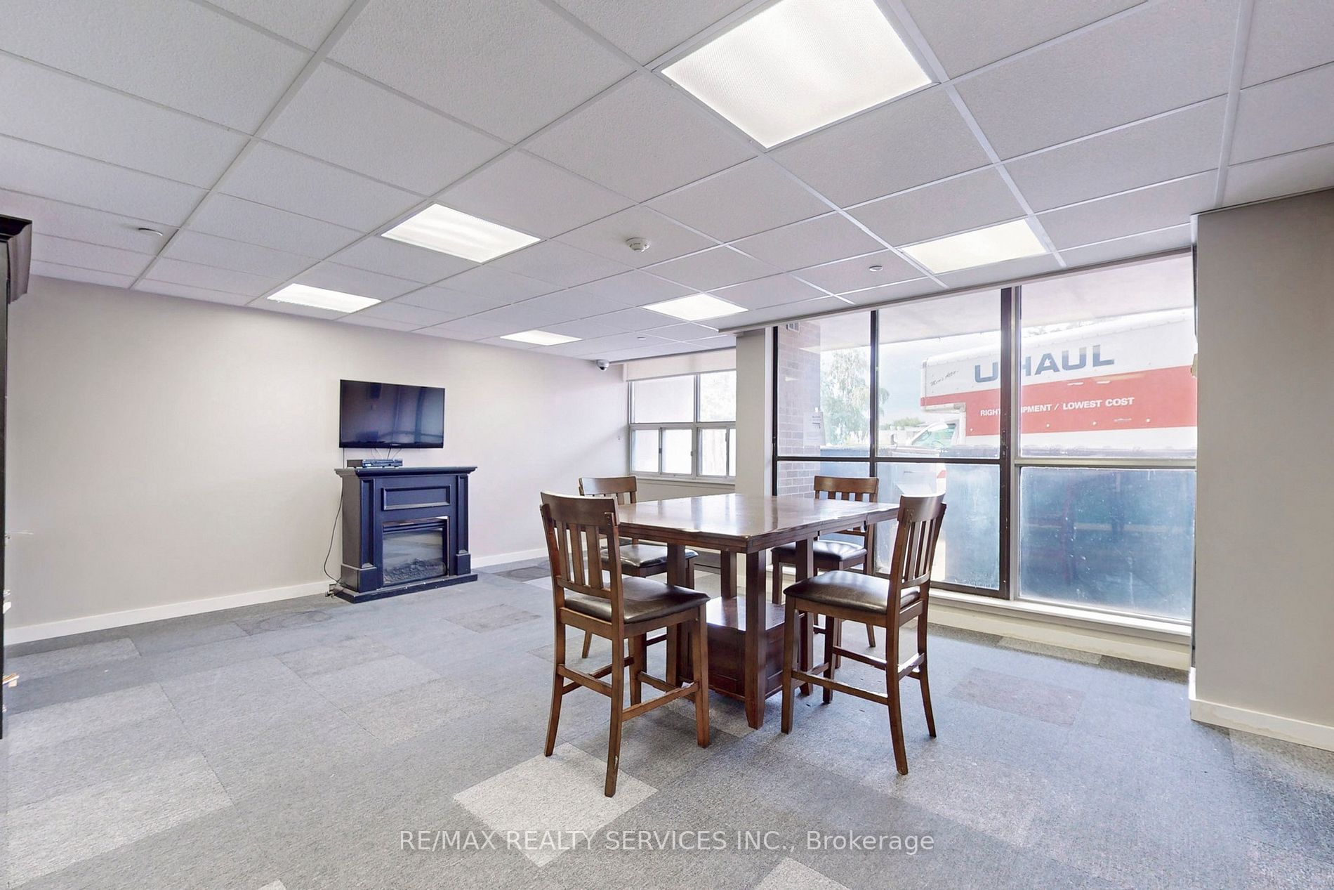 15 Kensington Rd, #1407