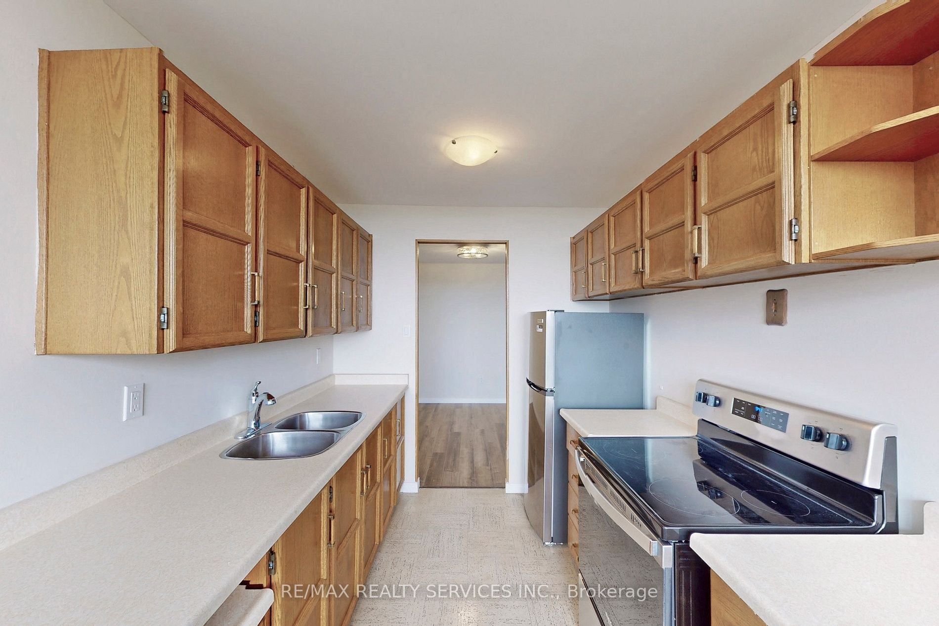 15 Kensington Rd, #1407