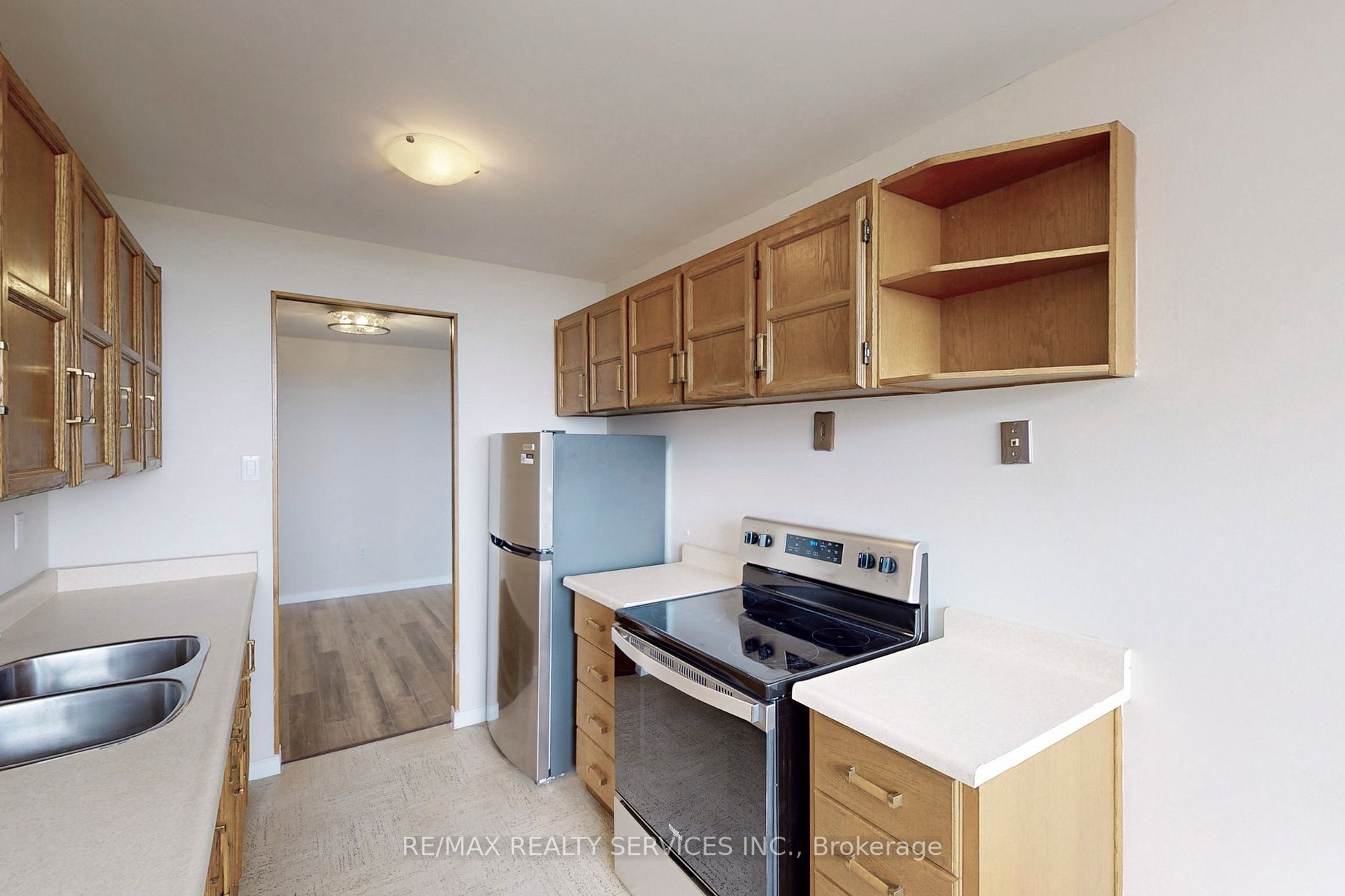 15 Kensington Rd, #1407