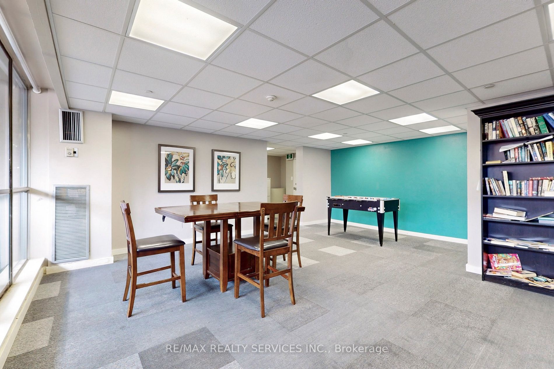 15 Kensington Rd, #1407
