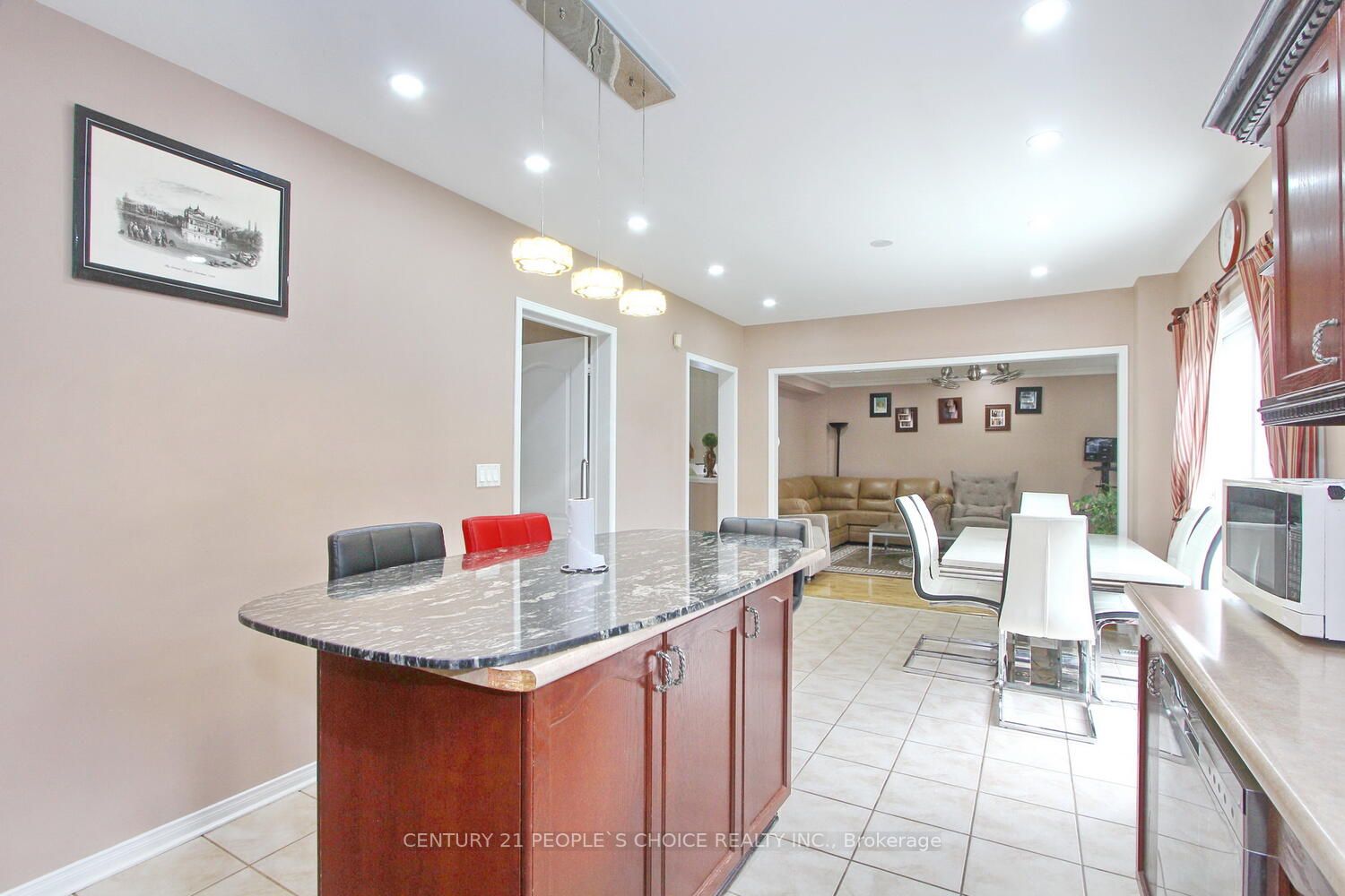 32 Dunvegan Cres