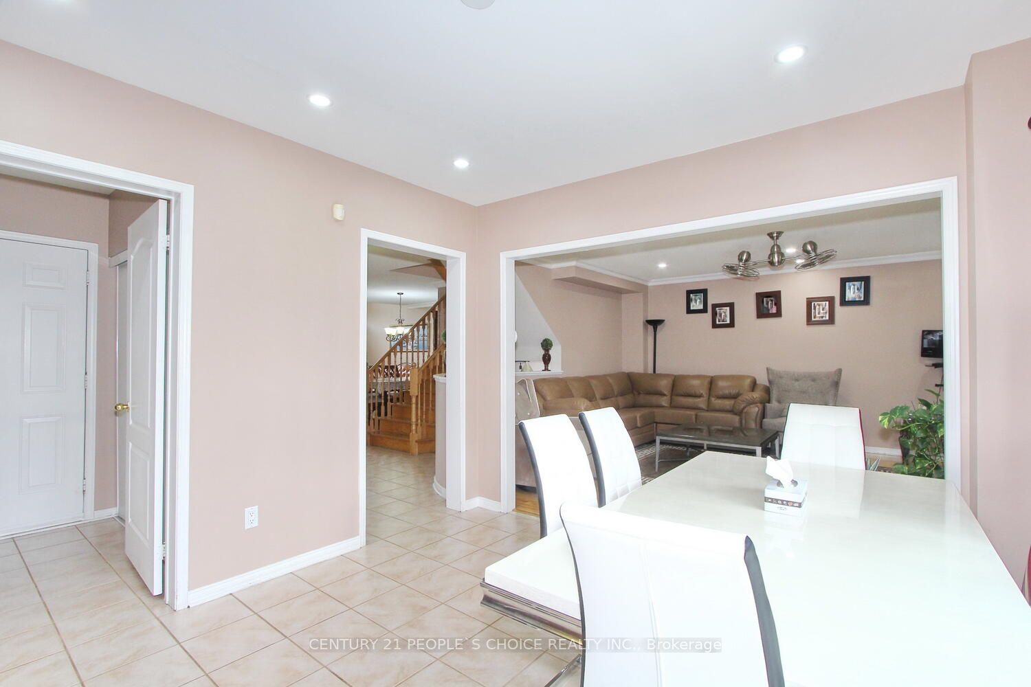 32 Dunvegan Cres